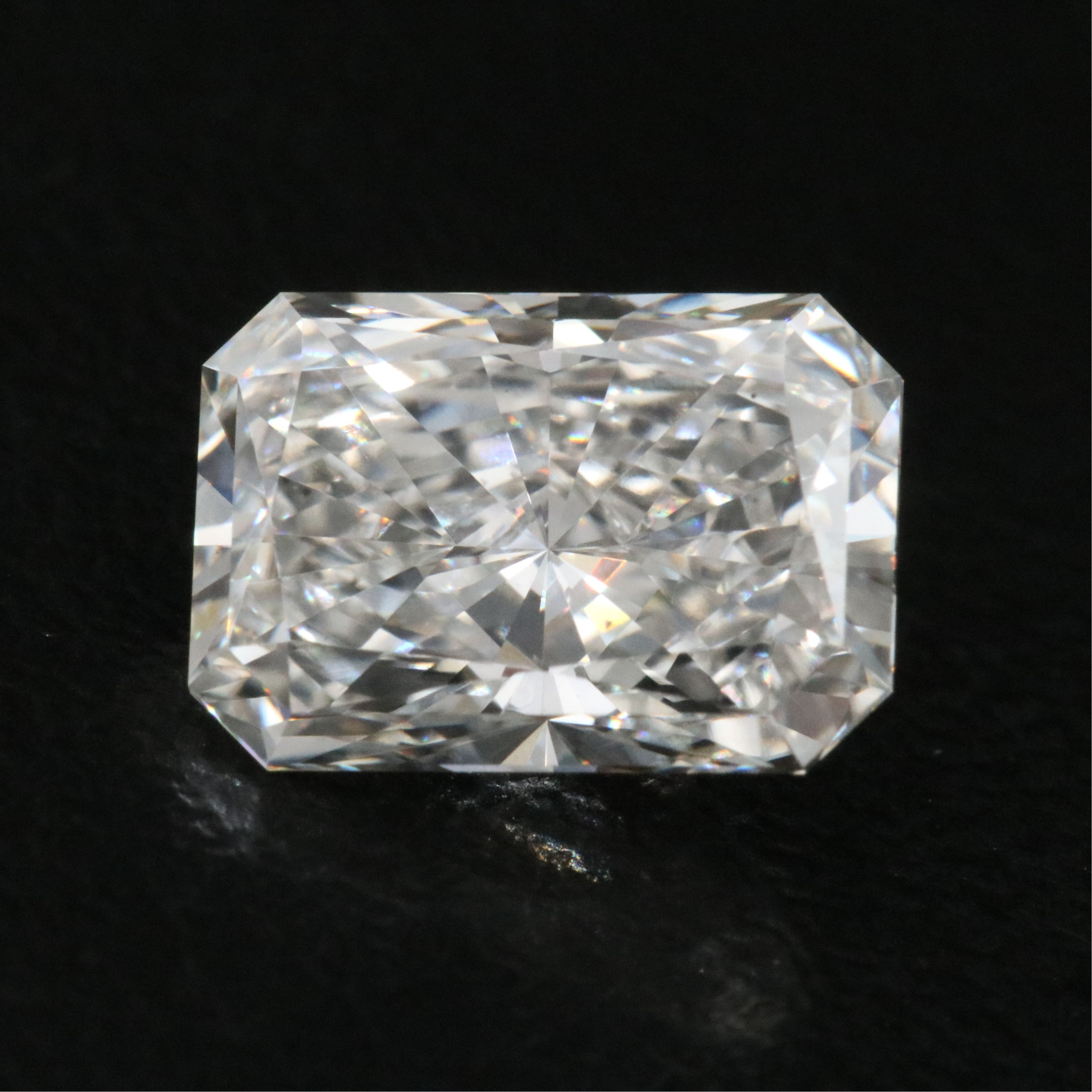 Loose 1.89 CT Lab Grown Diamond with IGI Report