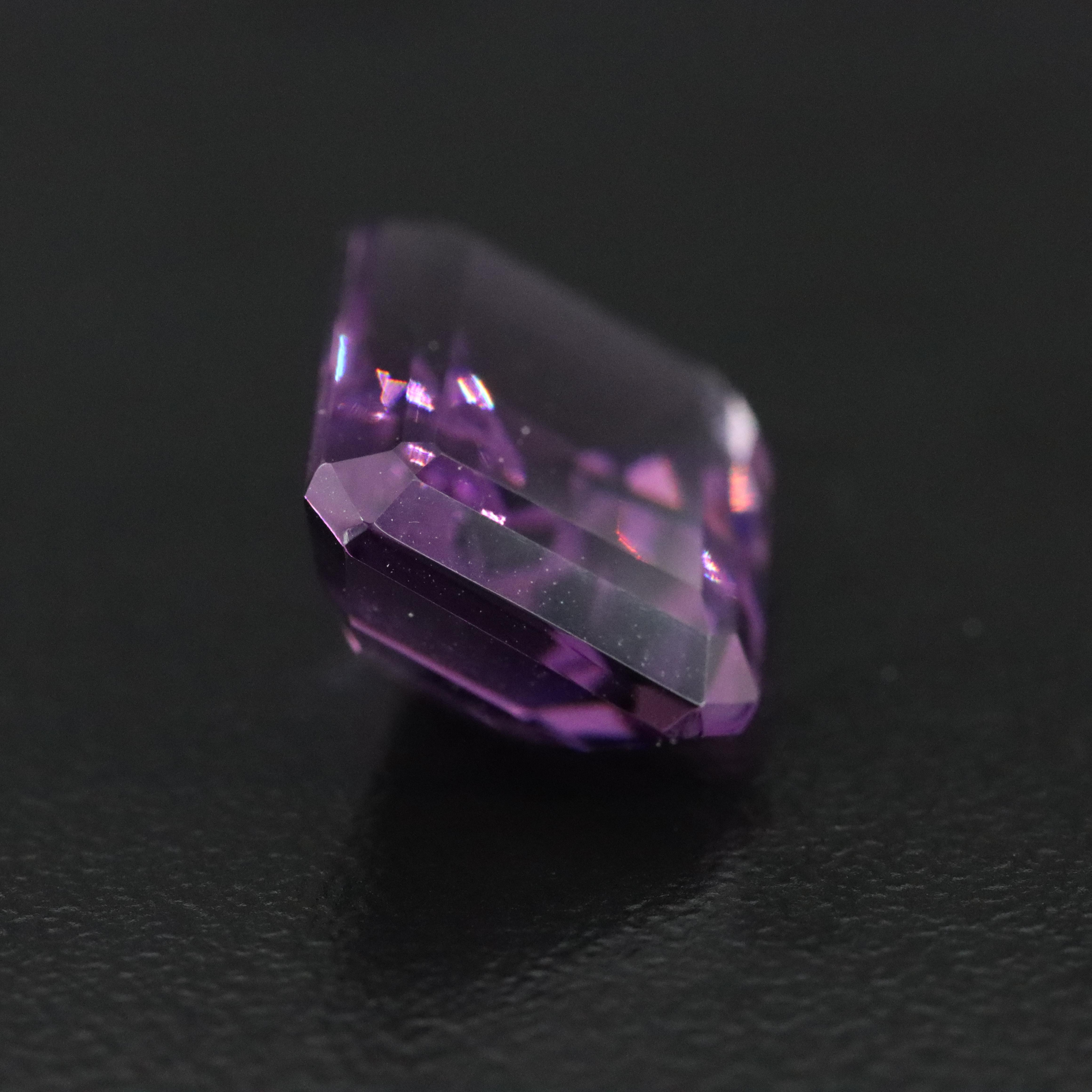 Loose 8.53 CT Glass