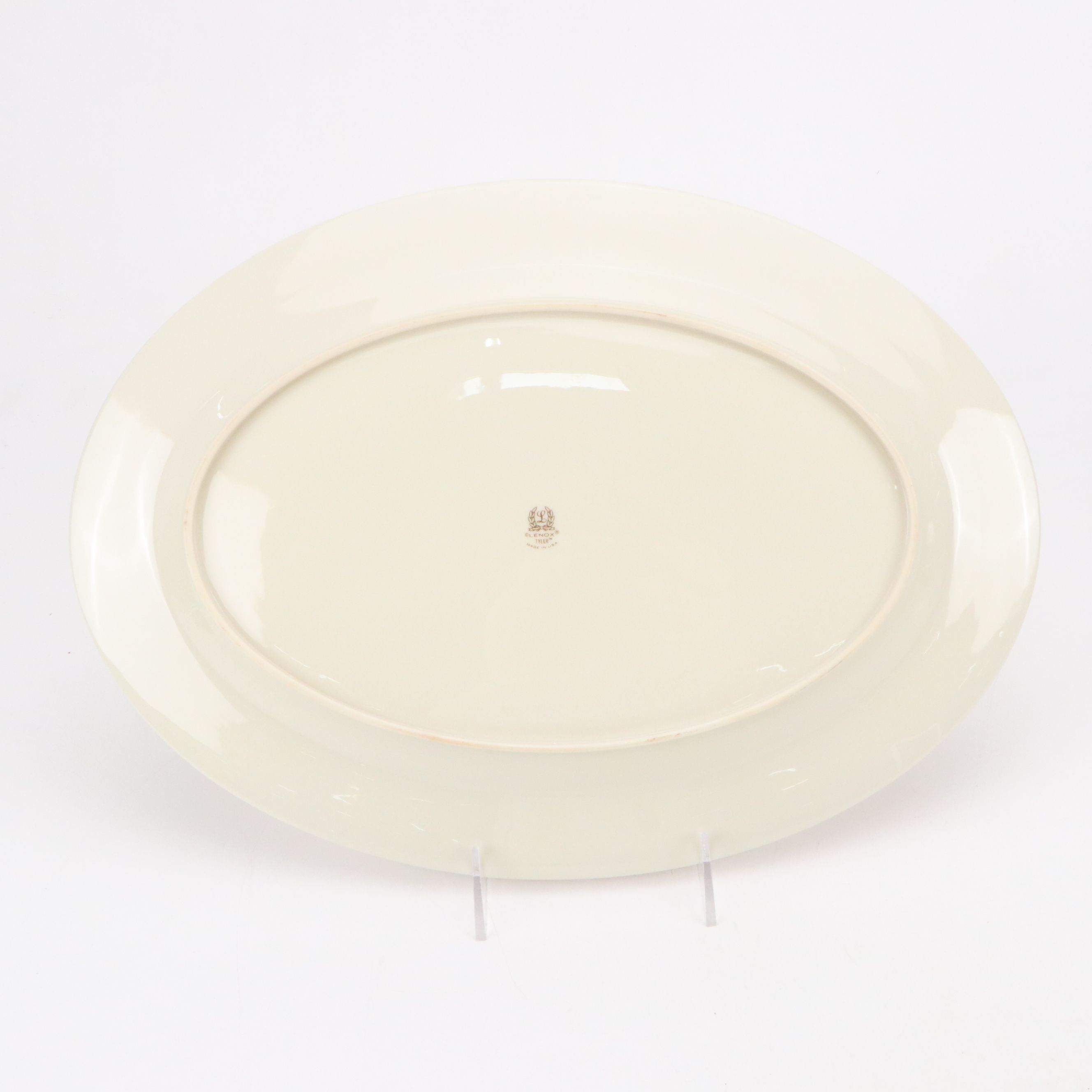 Lenox "Tyler" Gilt Ceramic Dinnerware