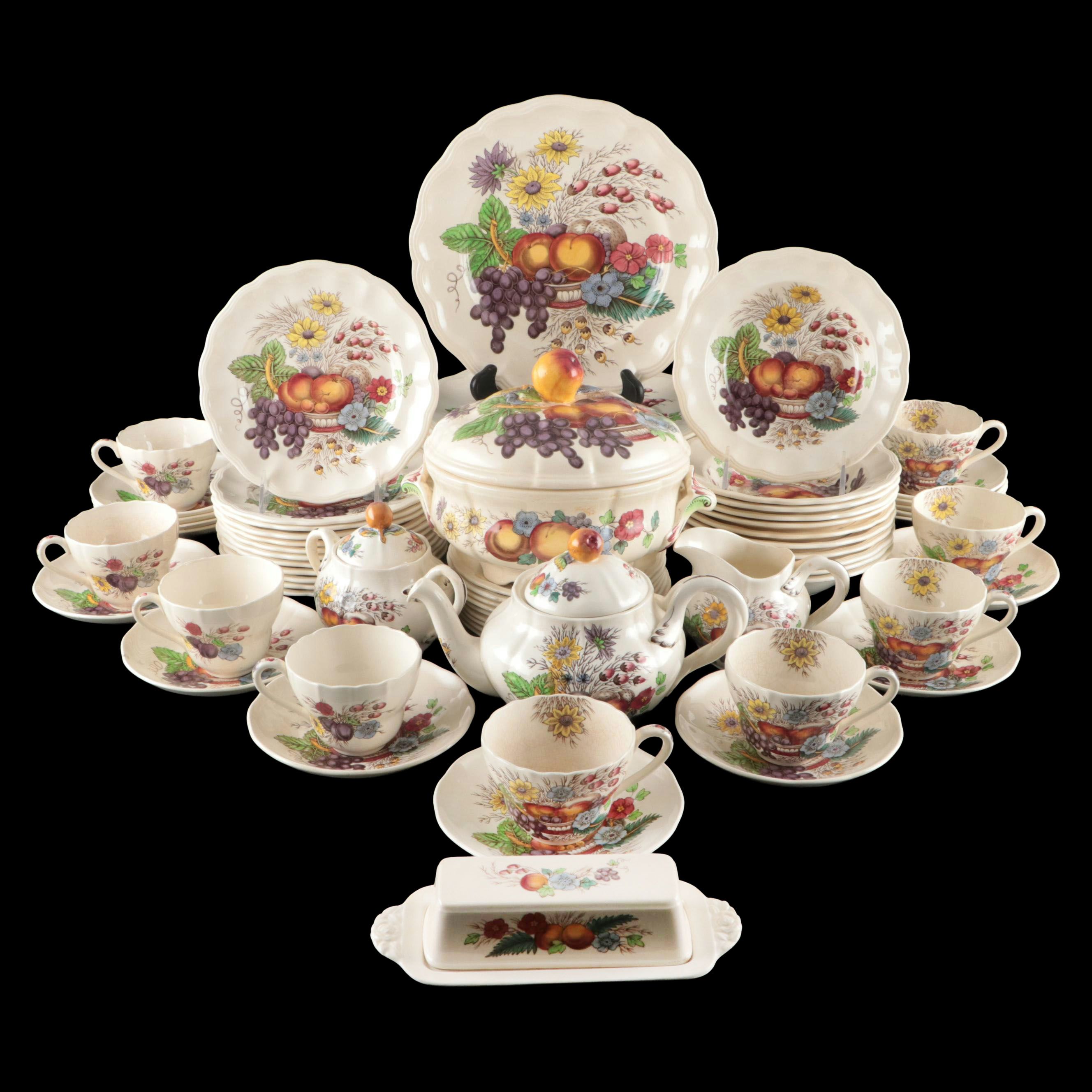 Spode "Reynolds" Porcelain Tableware, Mid to Late 20th Century