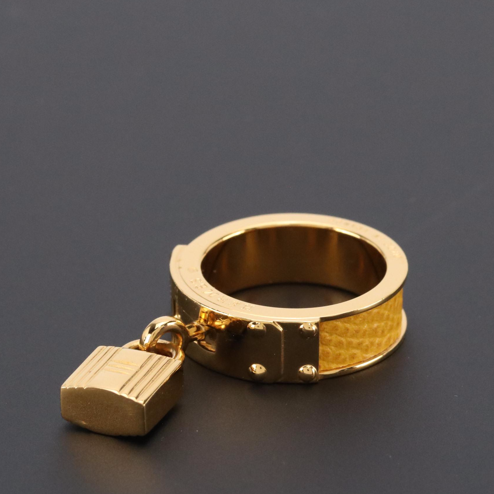 Hermès Yellow Leather Kelly Cadena Scarf Ring in Box