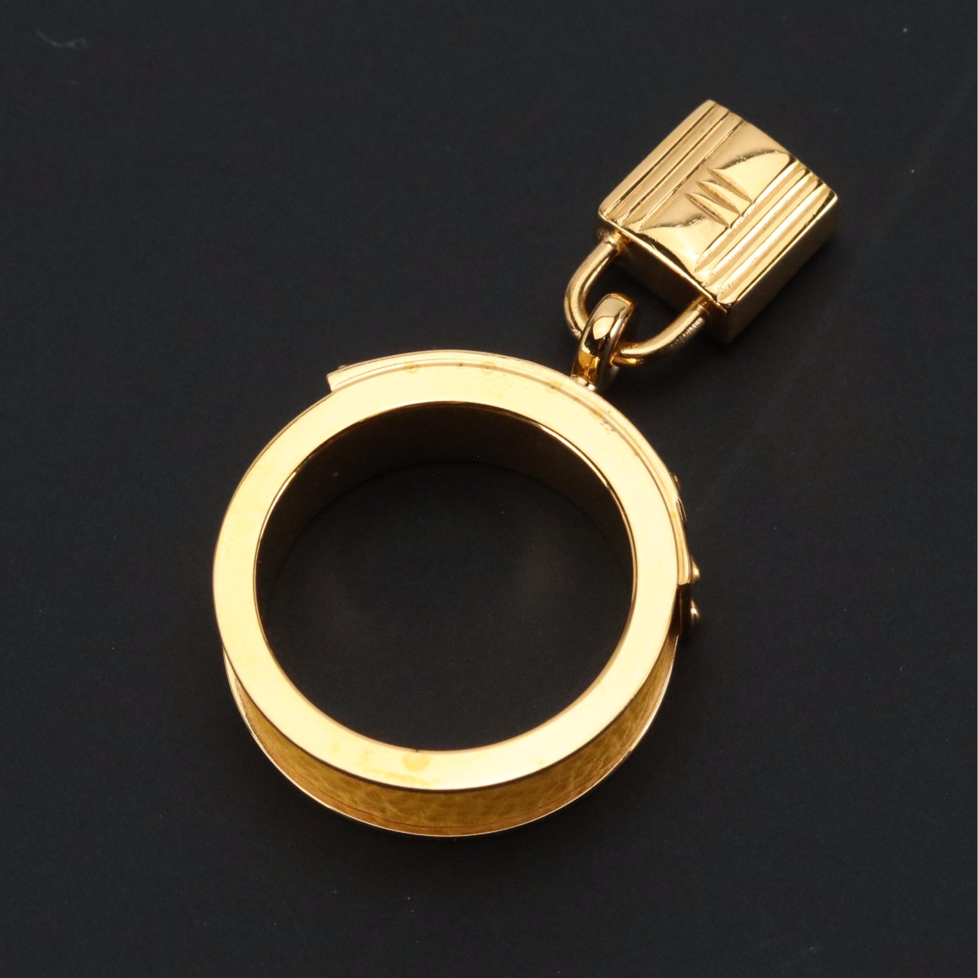 Hermès Yellow Leather Kelly Cadena Scarf Ring in Box