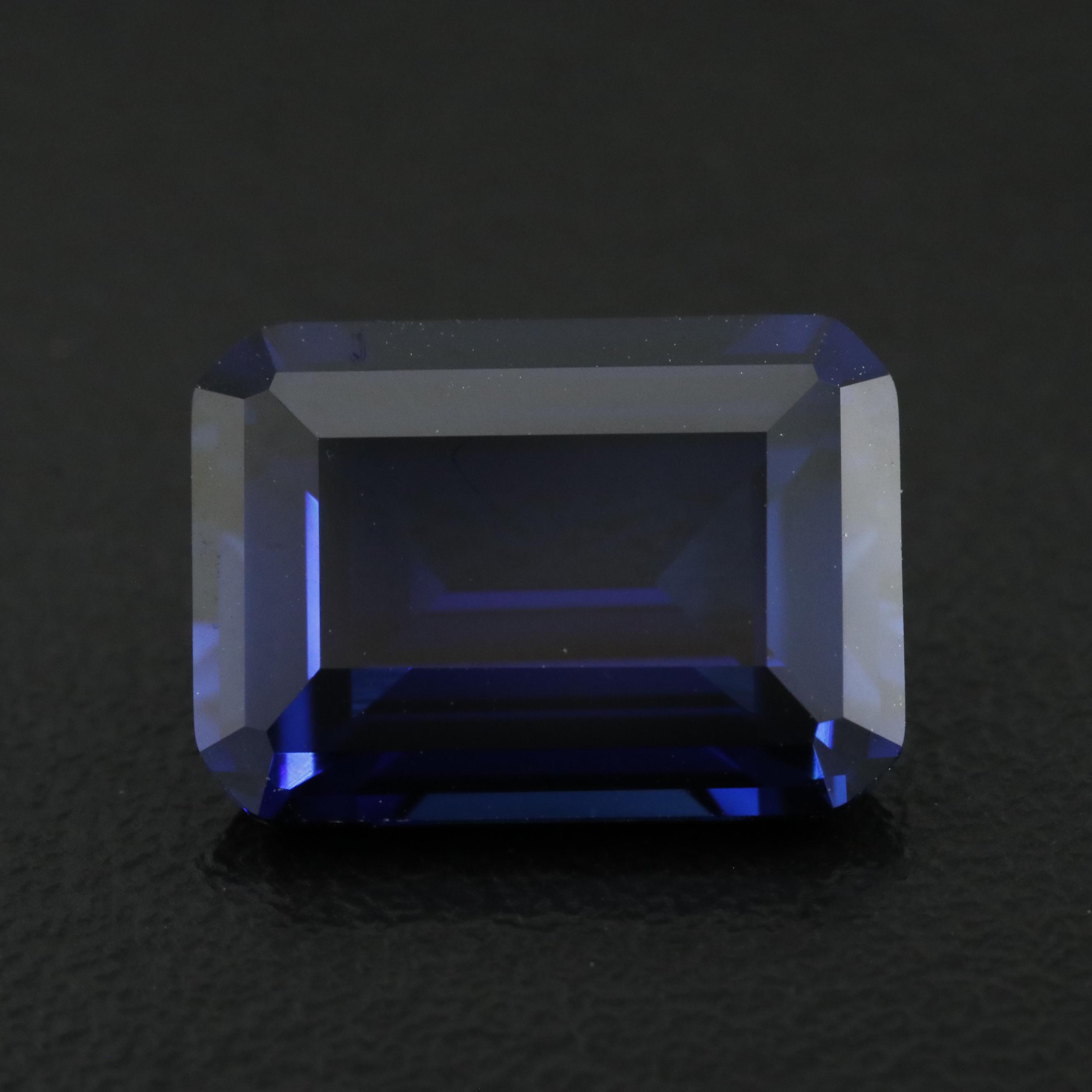 Loose 9.40 CT Lab Grown Sapphire