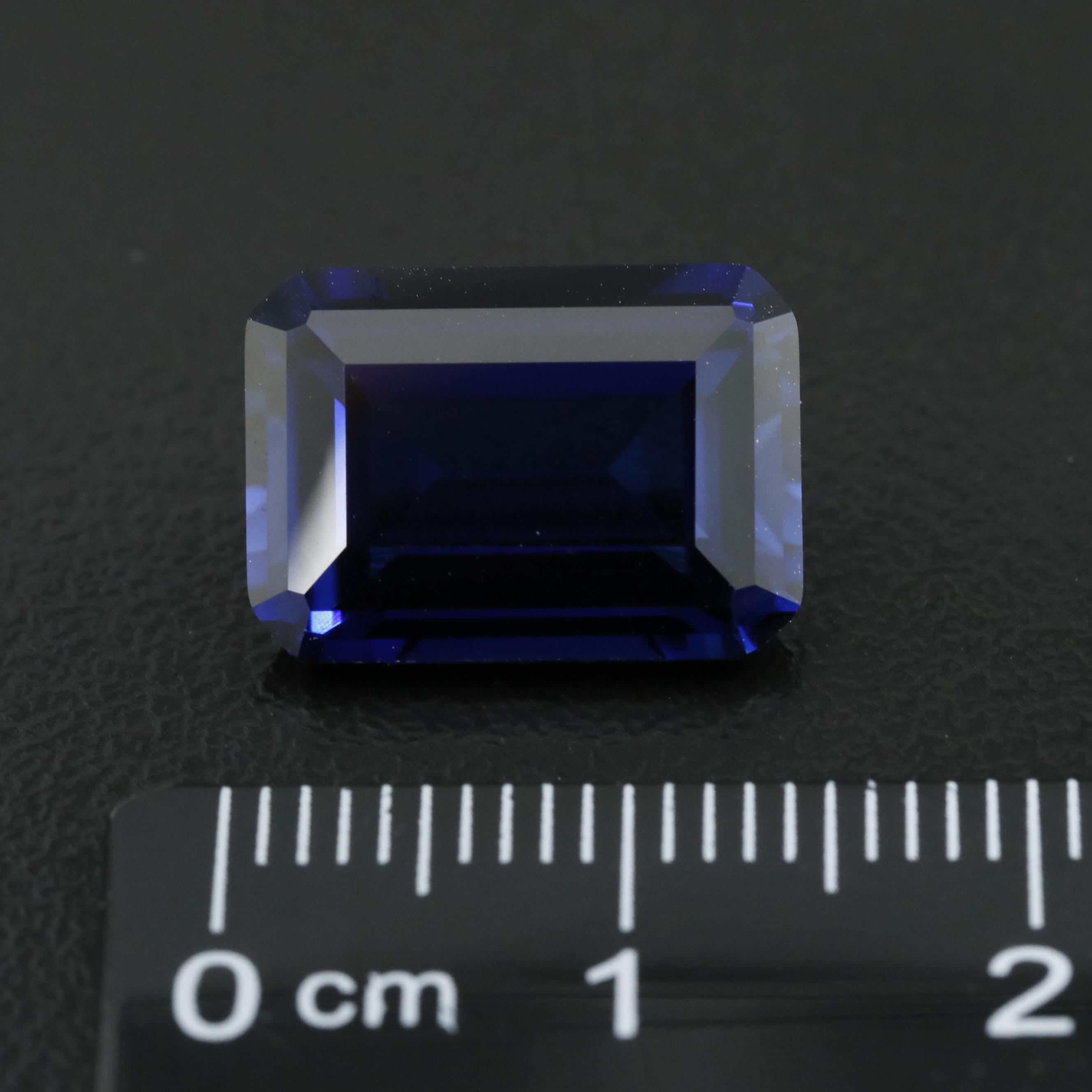 Loose 9.40 CT Lab Grown Sapphire