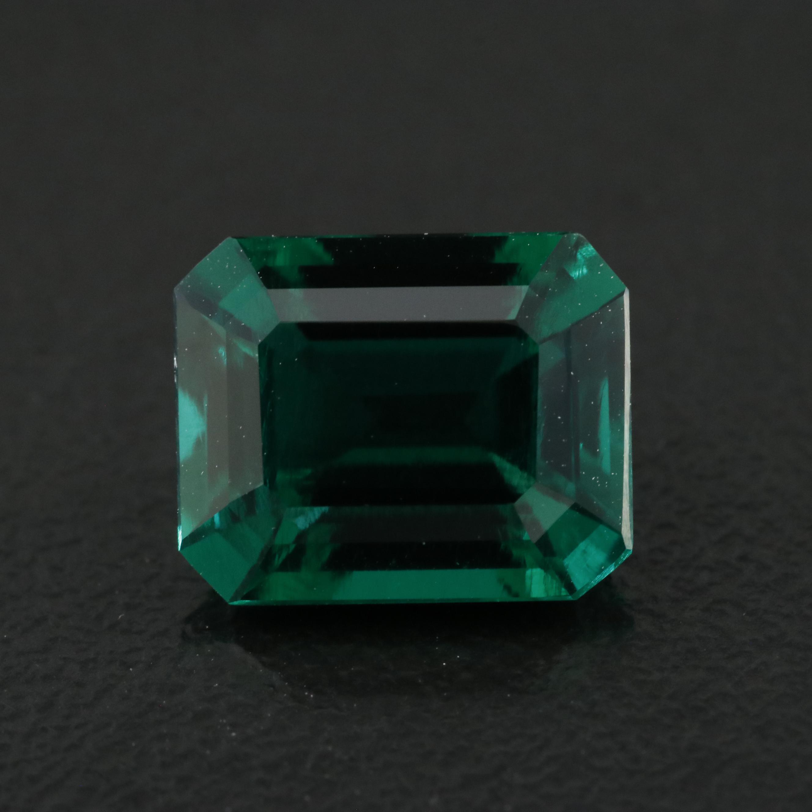 Loose 3.60 CT Lab Grown Emerald
