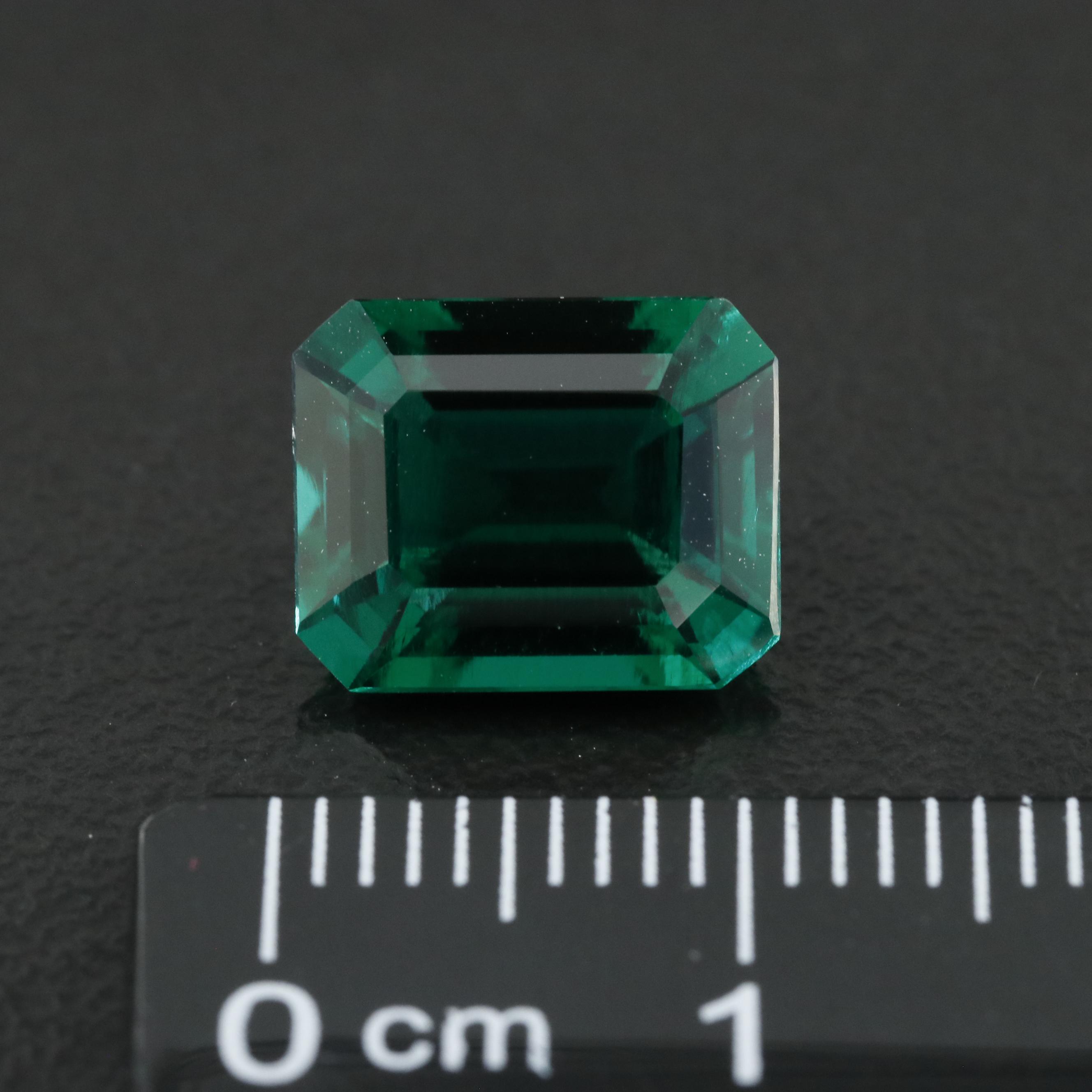 Loose 3.60 CT Lab Grown Emerald