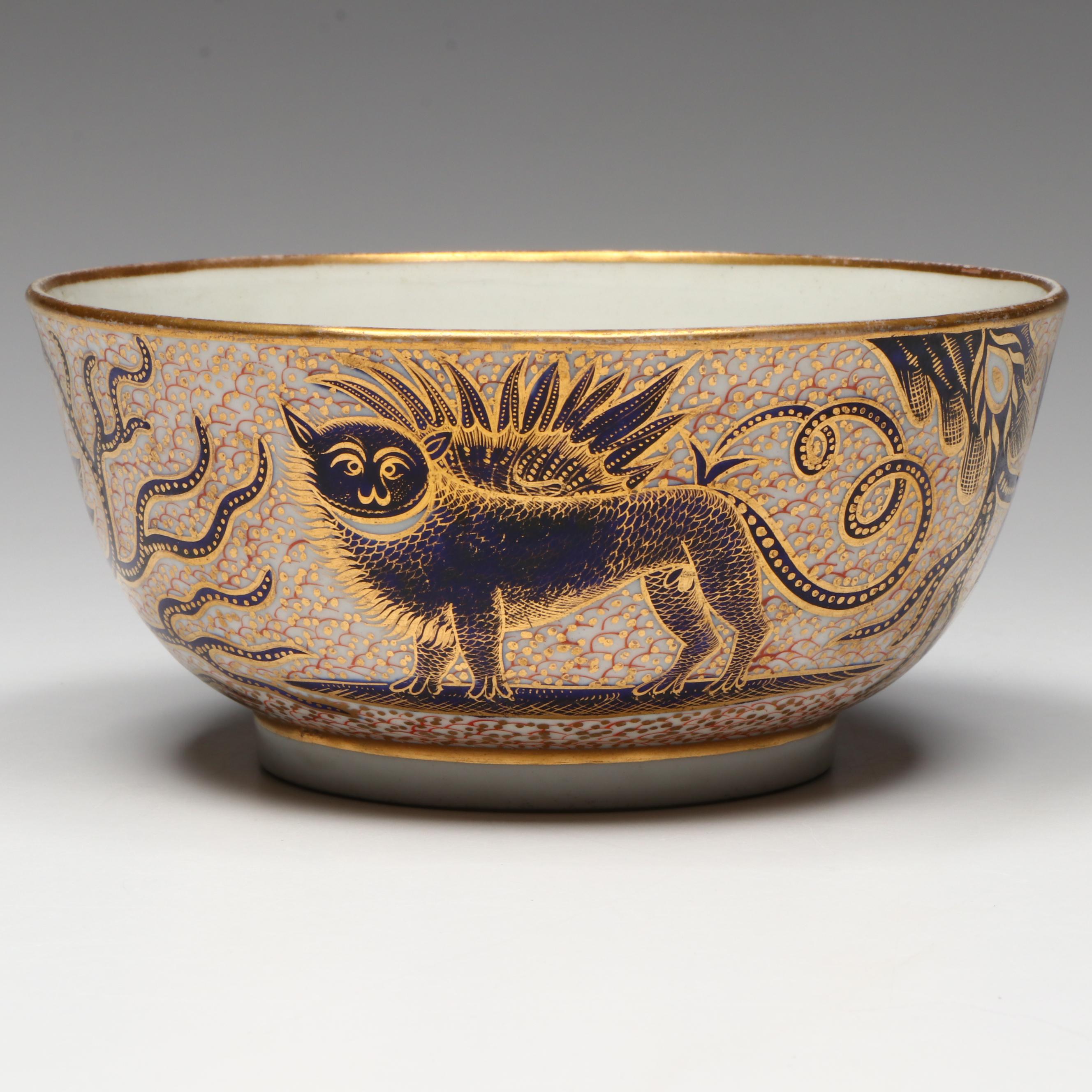 Royal Worcester Japanese Gilt and Enamel Dragon Porcelain Bowl, Circa 1800