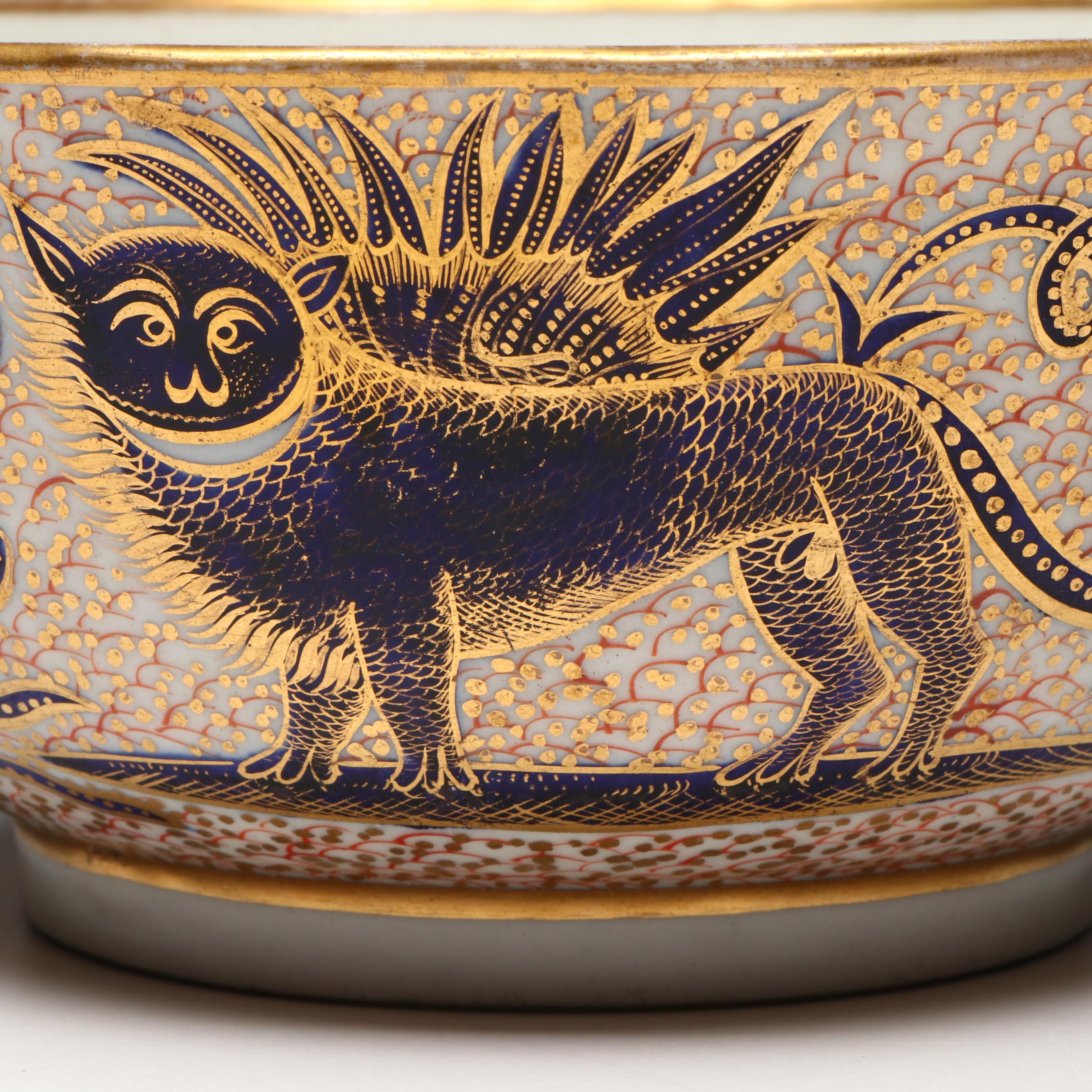 Royal Worcester Japanese Gilt and Enamel Dragon Porcelain Bowl, Circa 1800