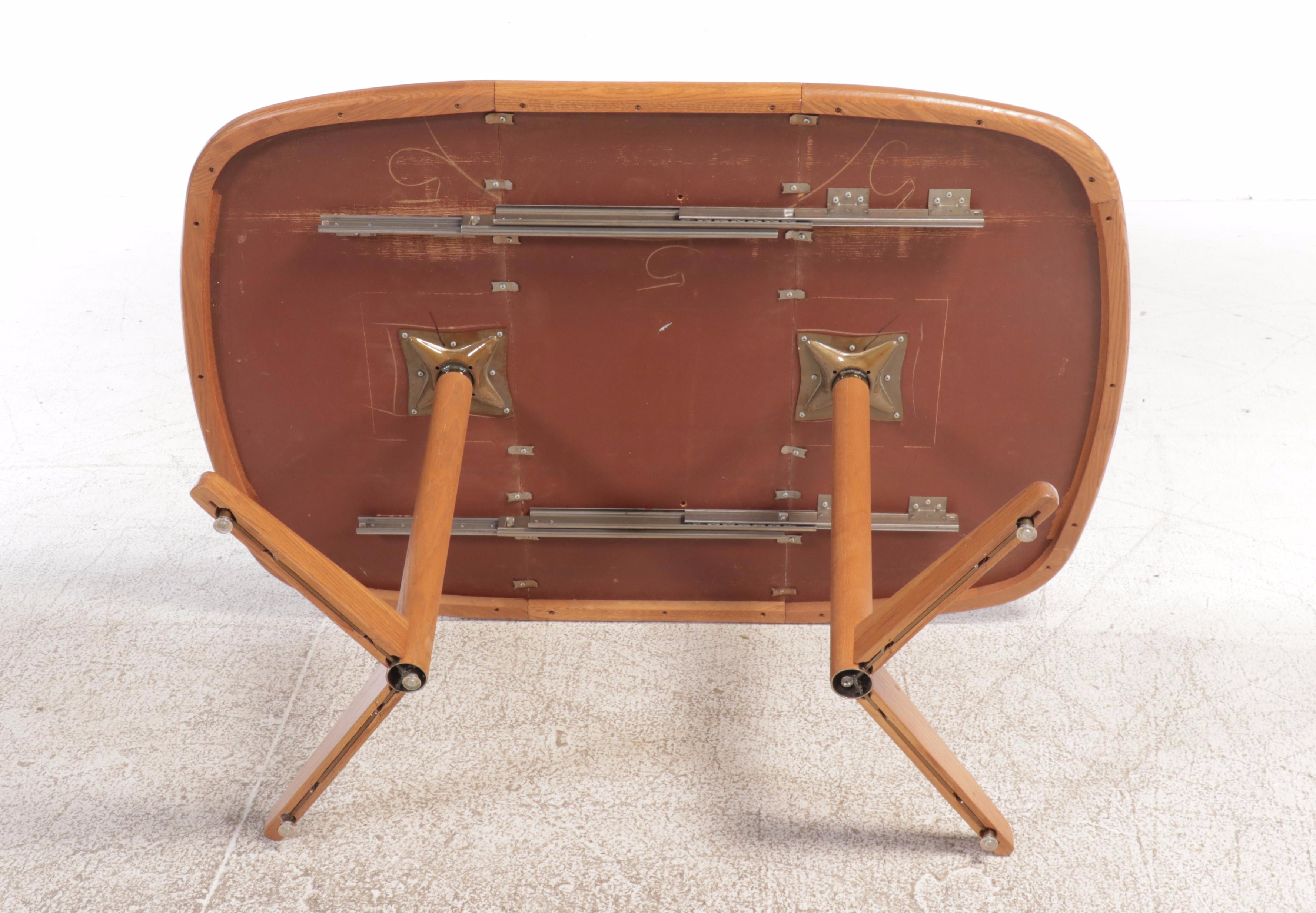 Modernist Oak Dining Table and Four Upholstered Chairs, Late 20th Century