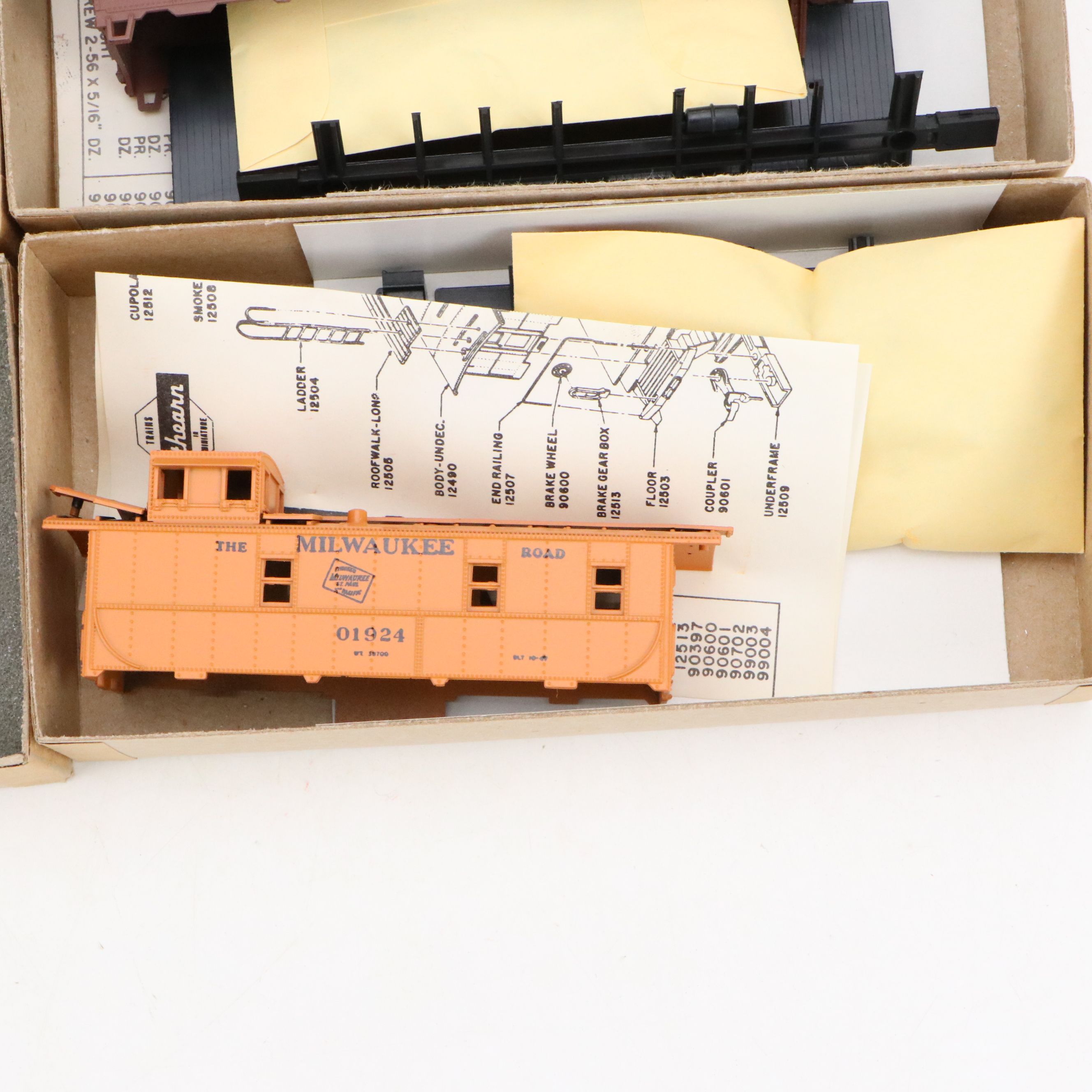 Athearn "1984 Games" Southern Pacific Engine, Milwaukee Road SD-9, More Trains