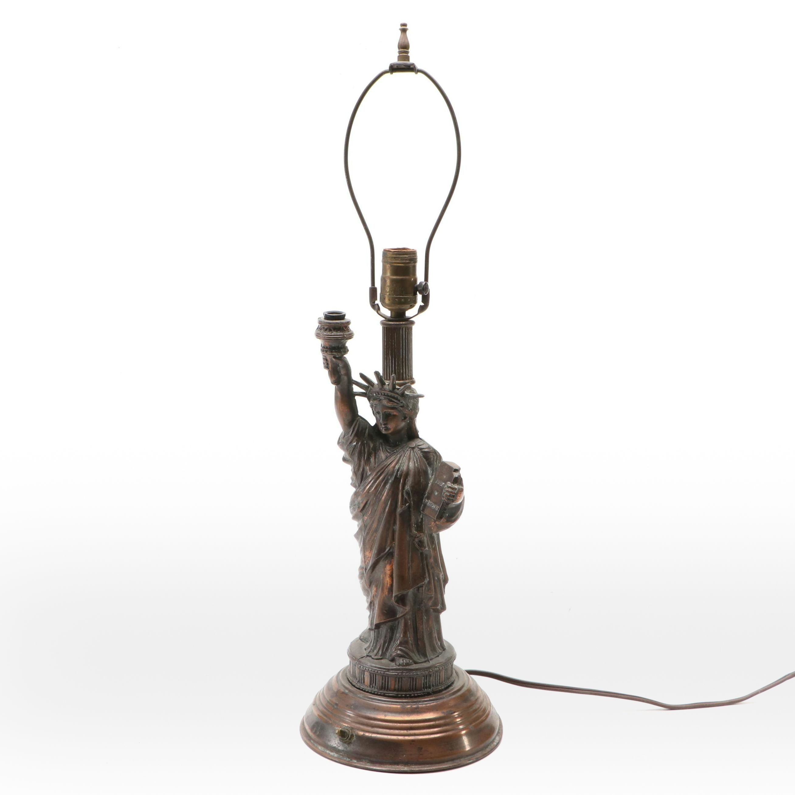 Statue of Liberty Copper on Spelter Souvenir Table Lamp, 20th Century