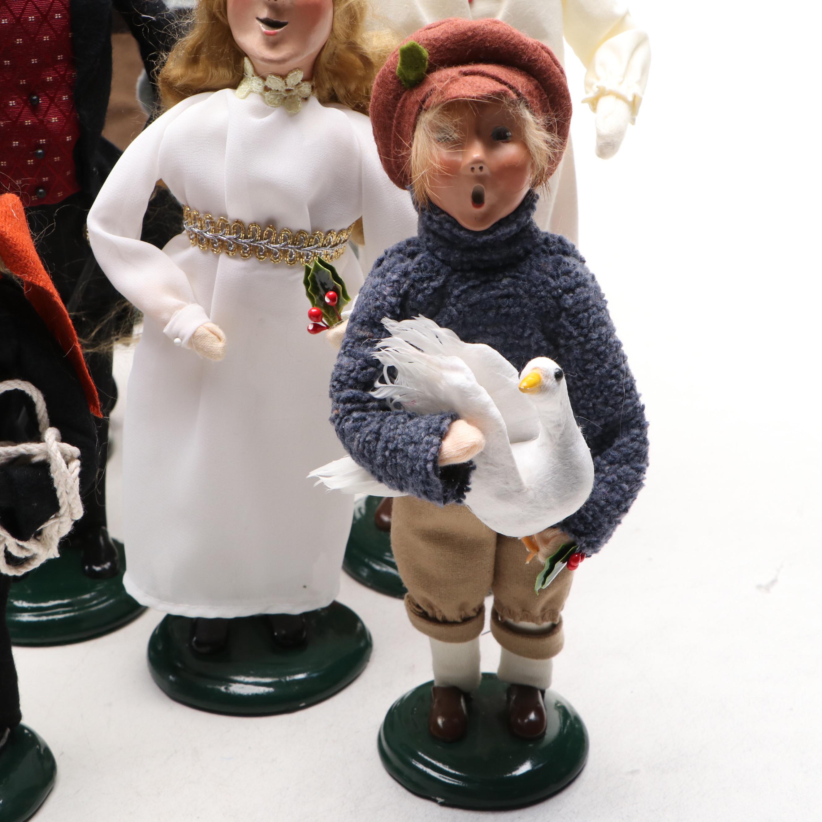 Byers' Choice Ltd. "A Christmas Carol" and Other Carolers