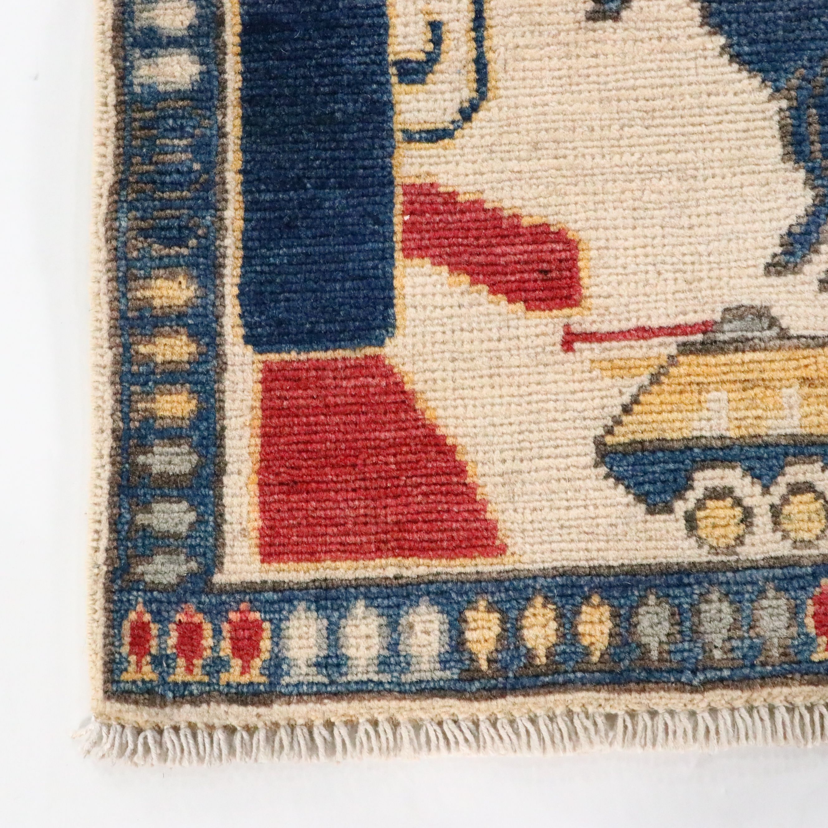 2'7 x 4'2 Hand-Knotted Pakistani Pictorial War Accent Rug