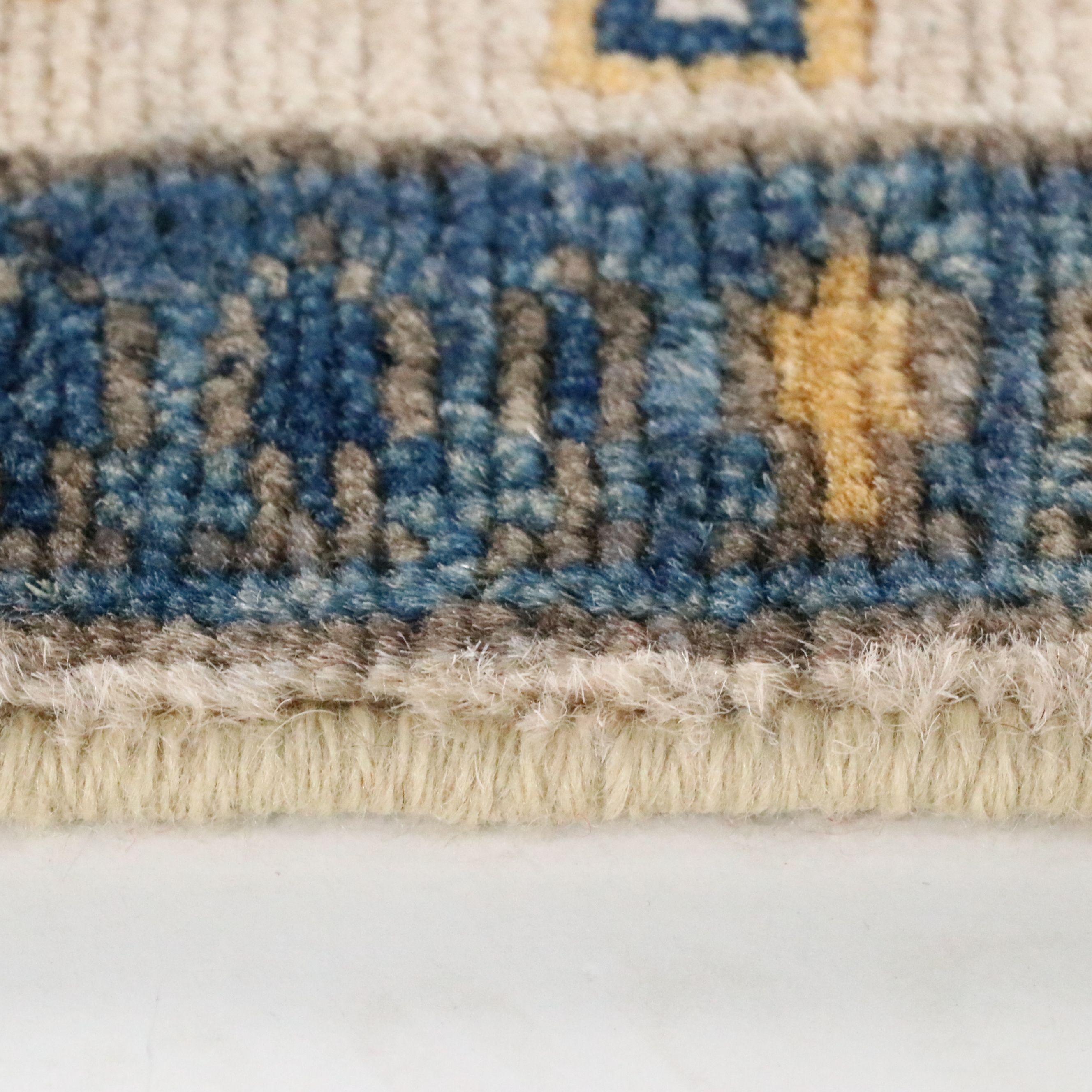 2'7 x 4'2 Hand-Knotted Pakistani Pictorial War Accent Rug