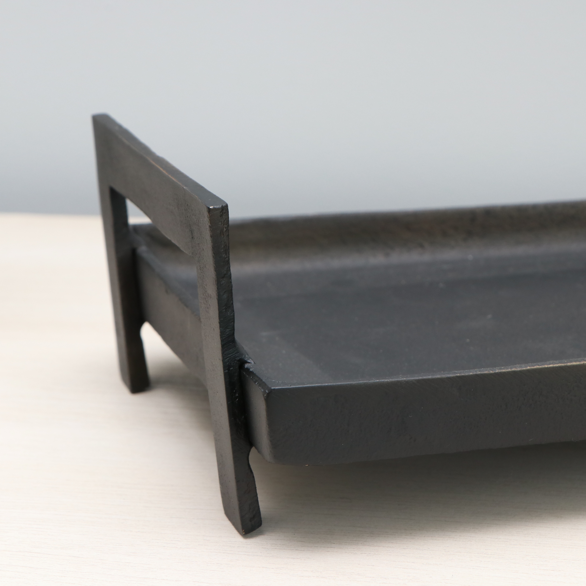 Quaylo Lane Silver Table Lamp, Suyra "Nitro" Pillow and Other Room Décor