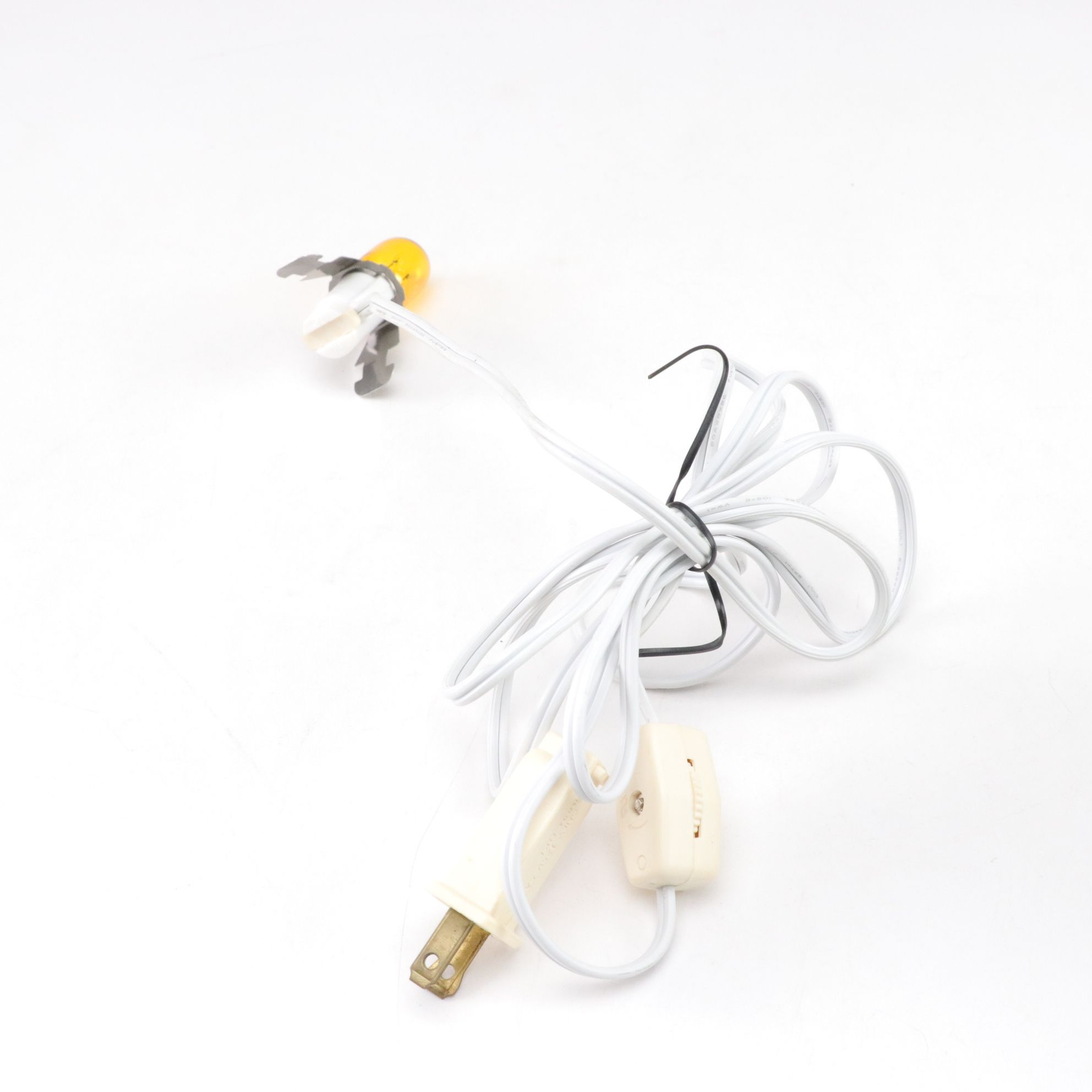 Danbury Mint "John Deere Lighted Barn" & Other Christmas Village Decor