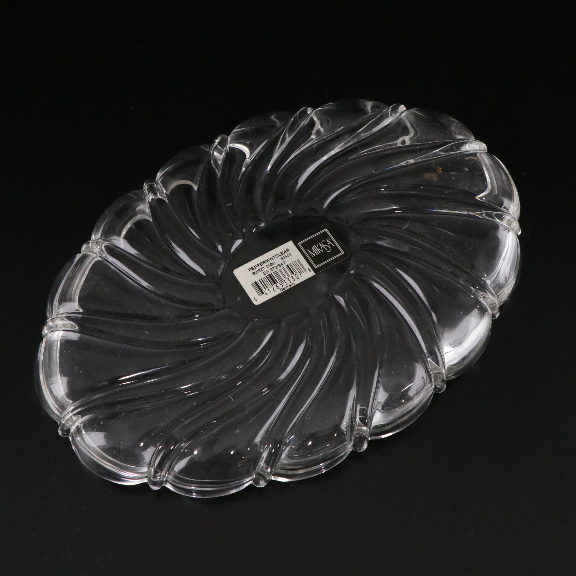 Mikasa "Peppermint" Sweets Dish, Fostoria "Heather" Torte Plate & More Glassware