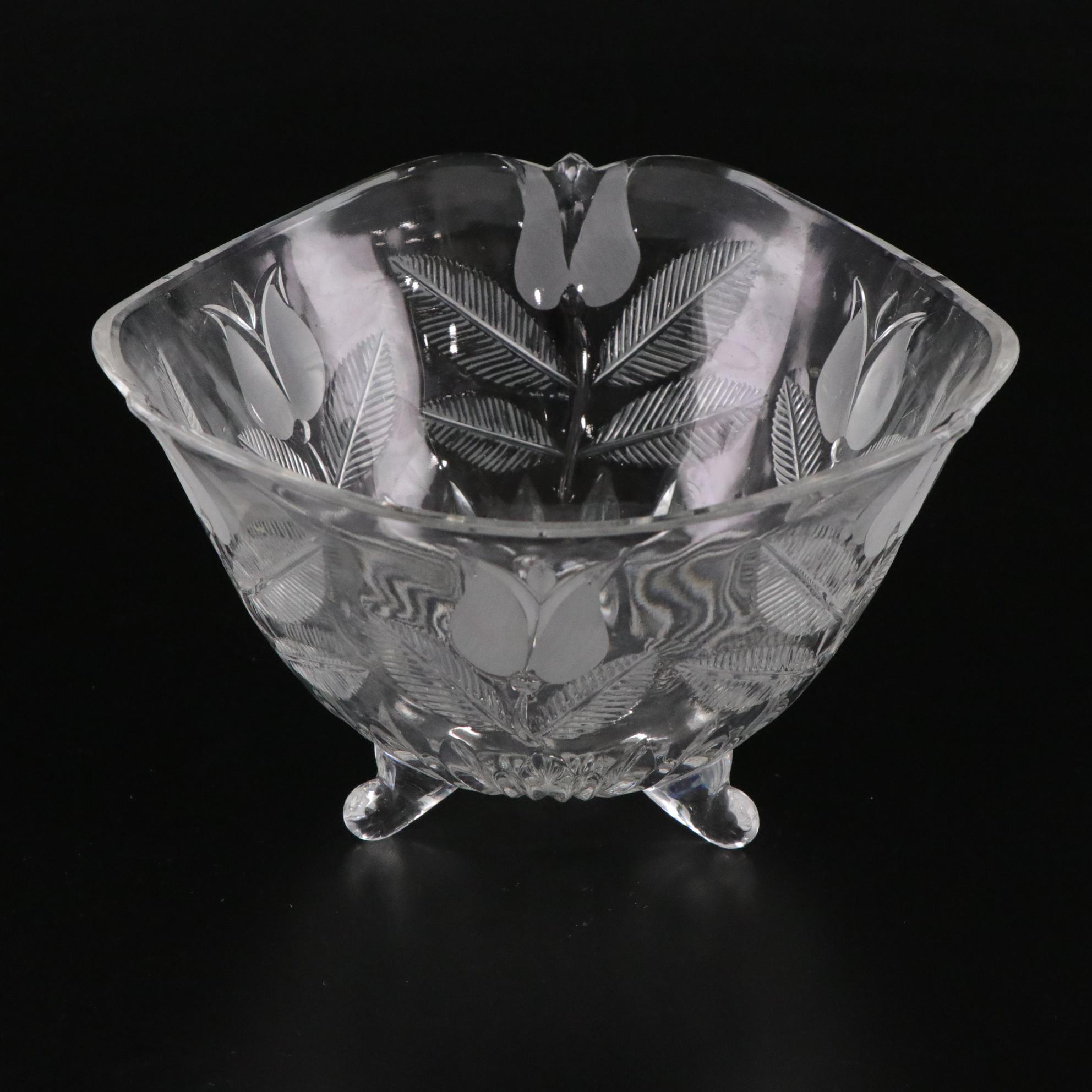 Mikasa "Peppermint" Sweets Dish, Fostoria "Heather" Torte Plate & More Glassware