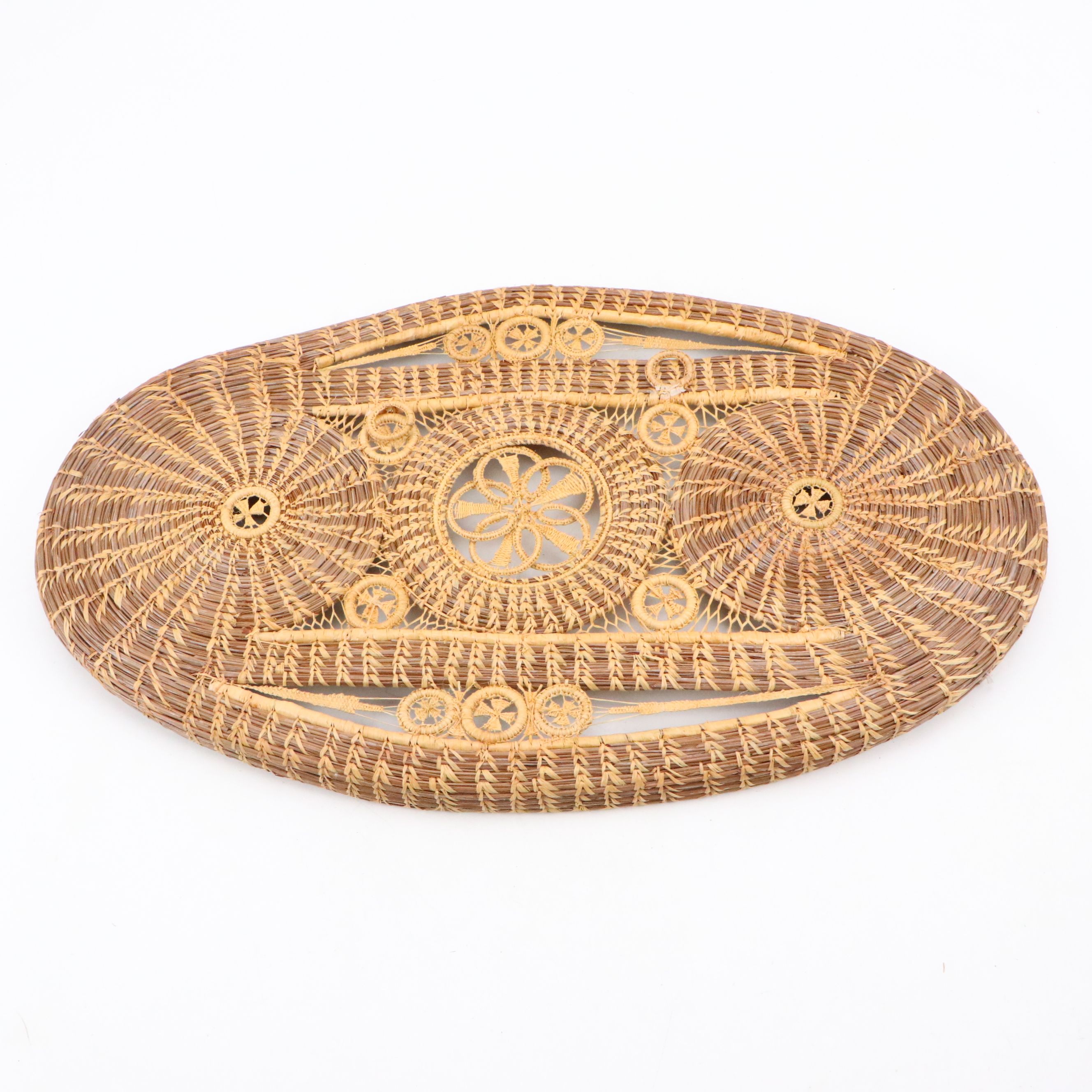 Vintage Coushatta Koasati Wheel Motif Pine Needle Basket Bowl and Trays
