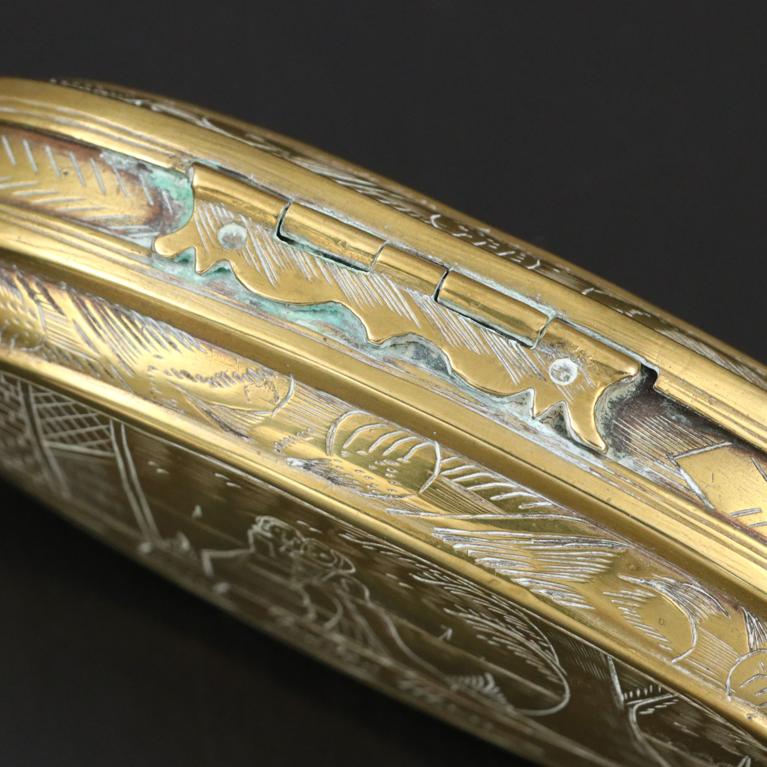 Dutch "Myn Vriendin, Loont Veder Min" Brass Tin-Lined Tobacco Box, 18th C.