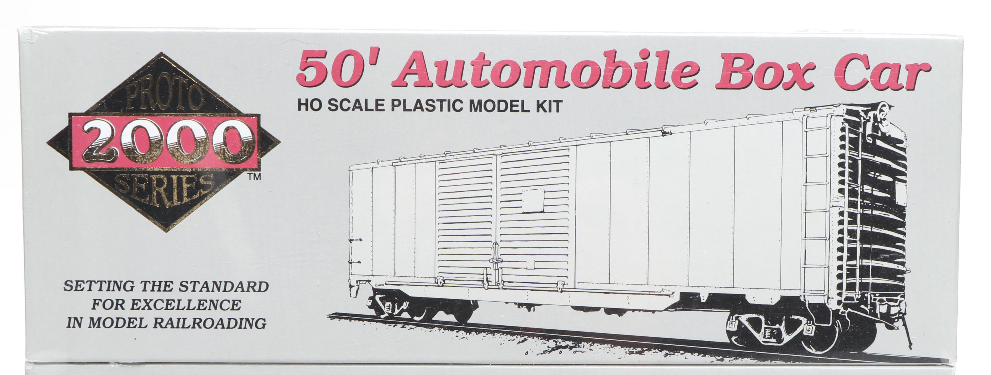 Proto Series 2000 HO Scale E7 Locomotive and More Train Cars