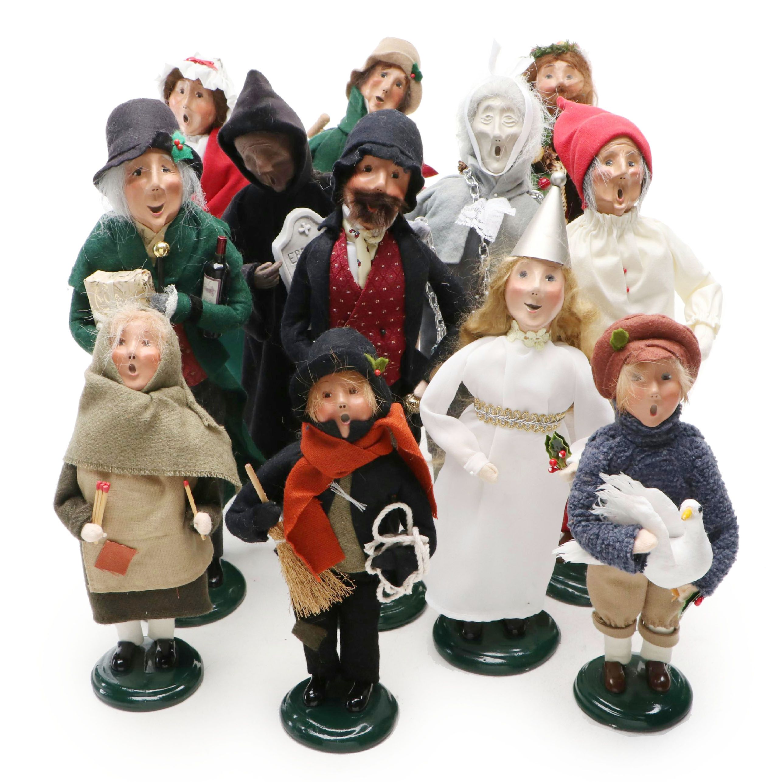 Byers' Choice Ltd. "A Christmas Carol" and Other Carolers