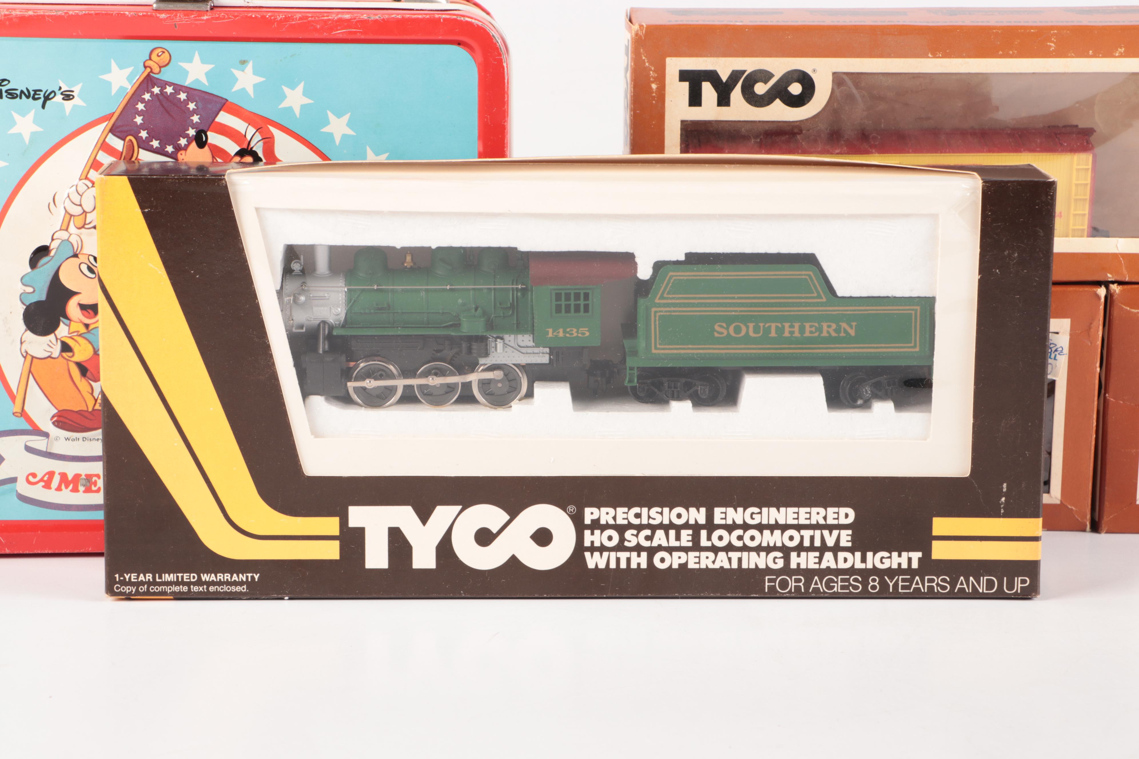 Tyco HO Scale Locomotive with More Train Cars, Late 20th Century