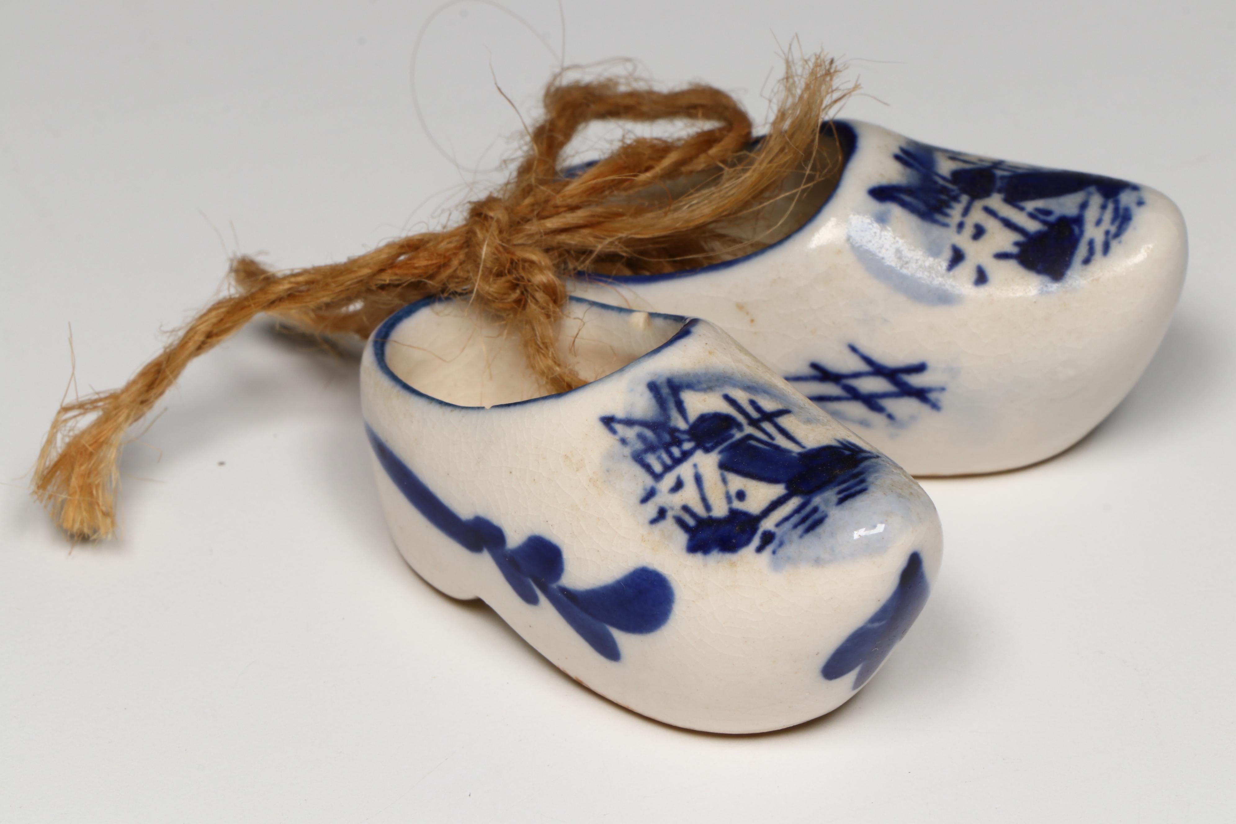 Royal Bayreuth Porcelain Creamer with Kaiser Cobalt Underplate and Delft Clogs