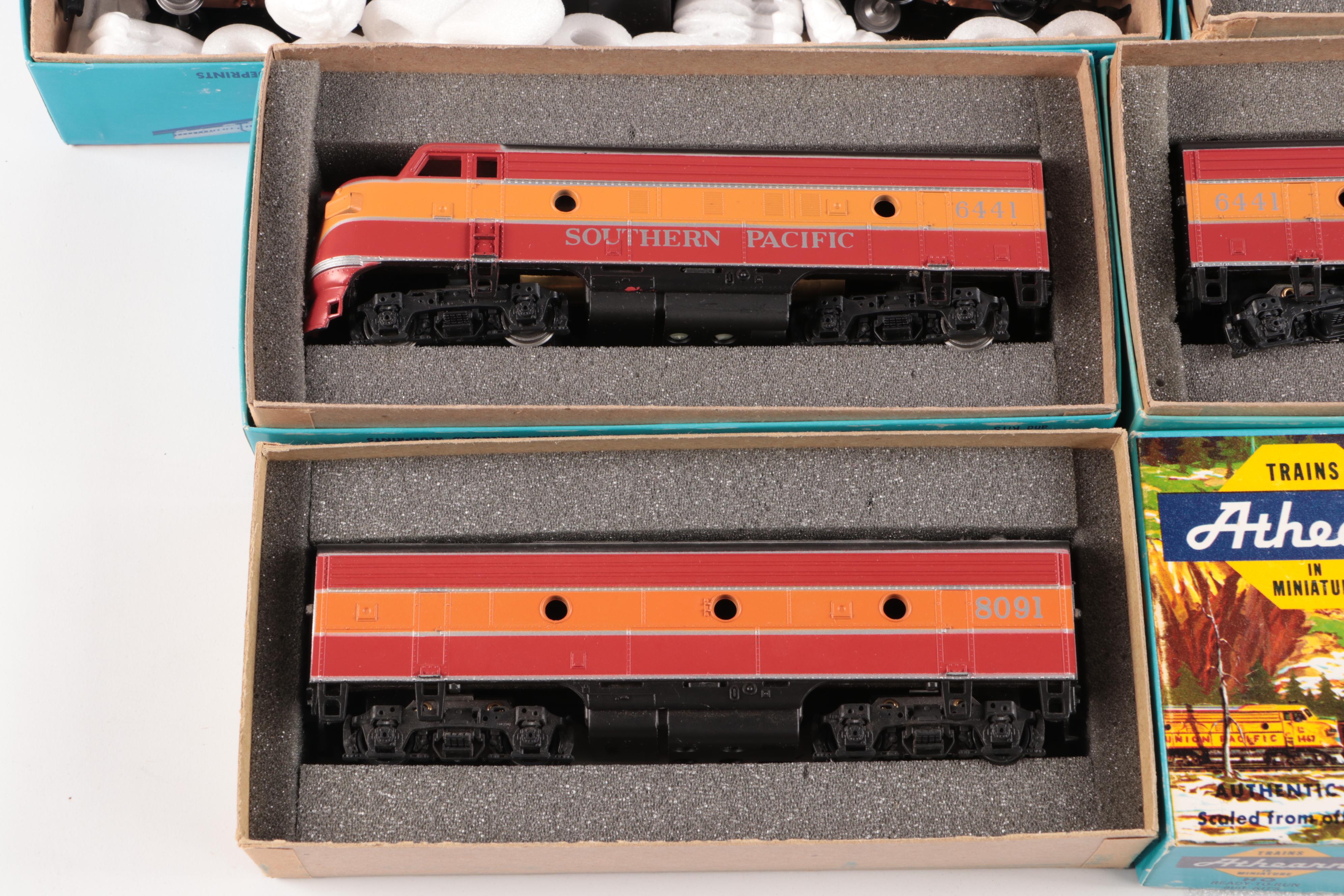 Bachmann "The Daylight" with Other HO Scale Trains