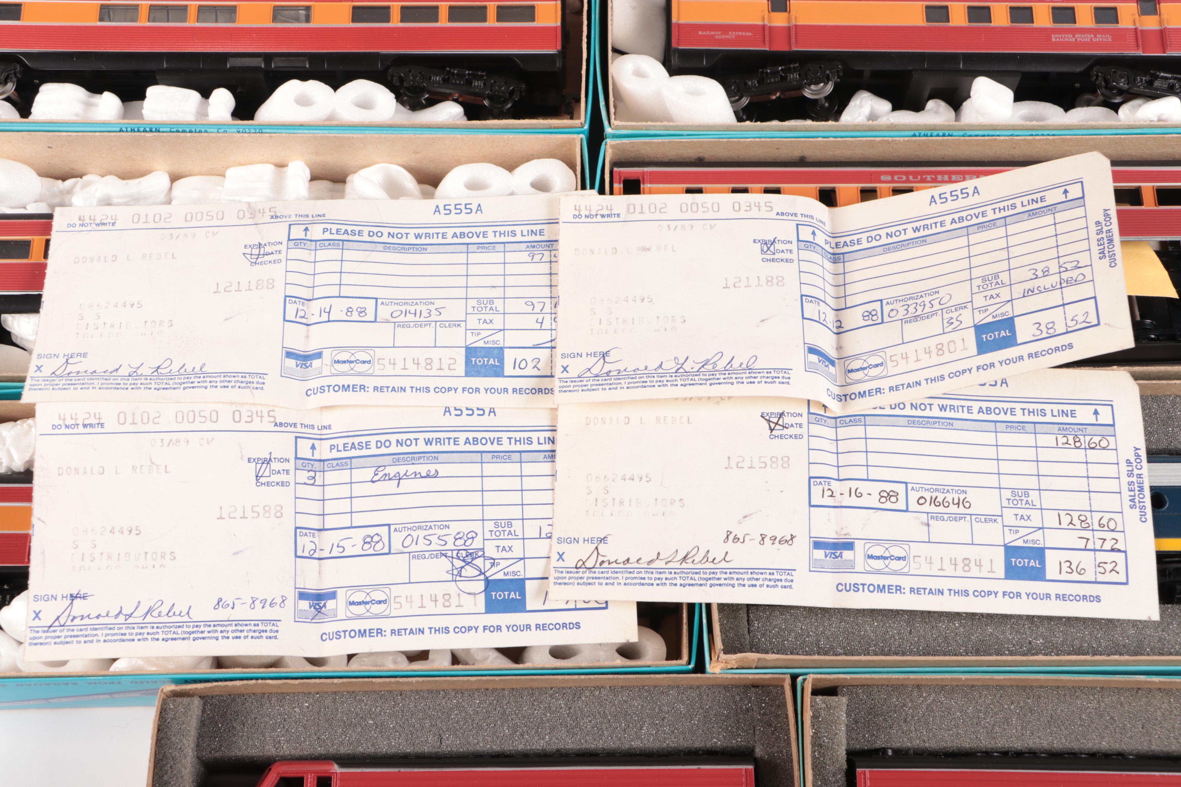 Bachmann "The Daylight" with Other HO Scale Trains