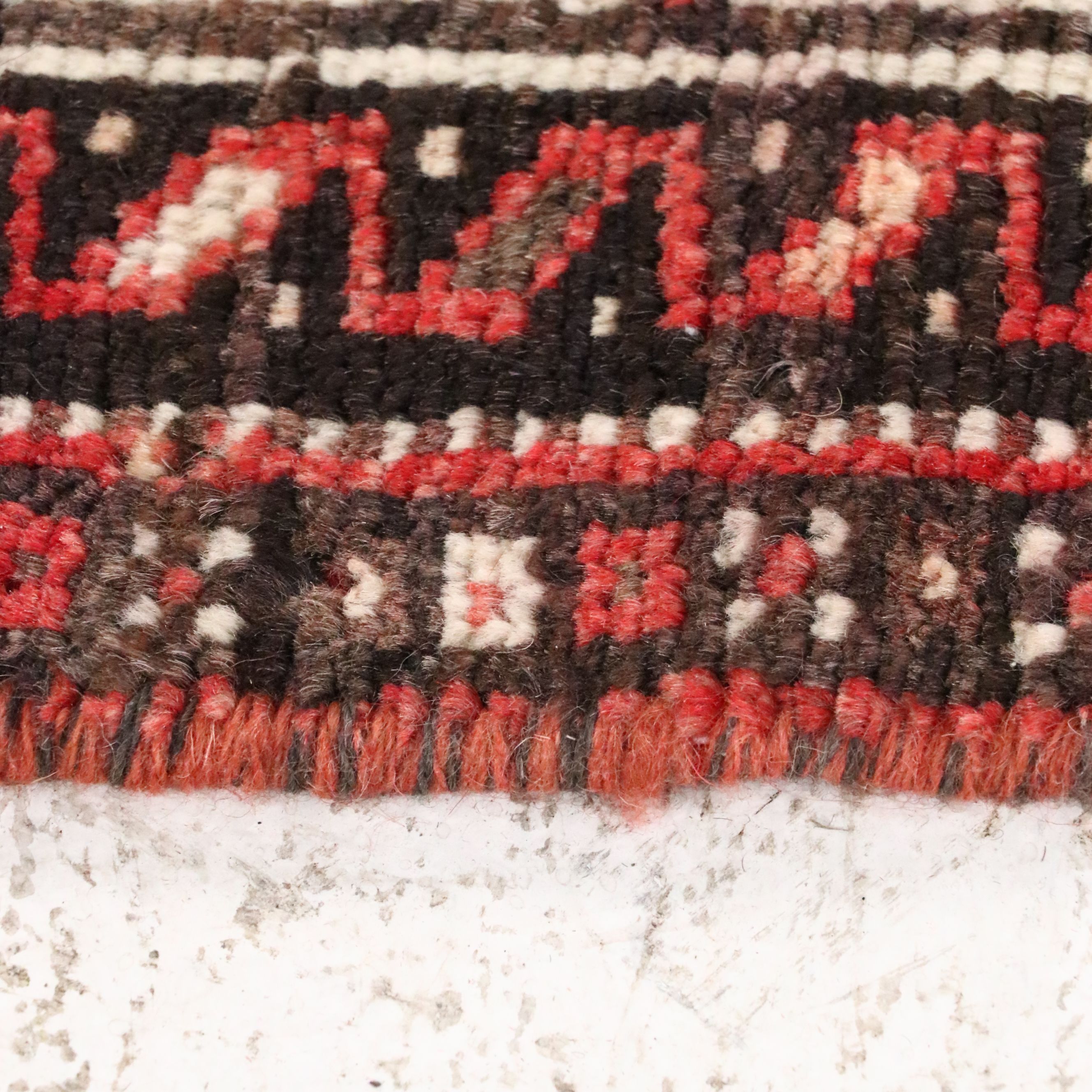 5'3 x 6'9 Hand-Knotted Persian Qashqai Area Rug