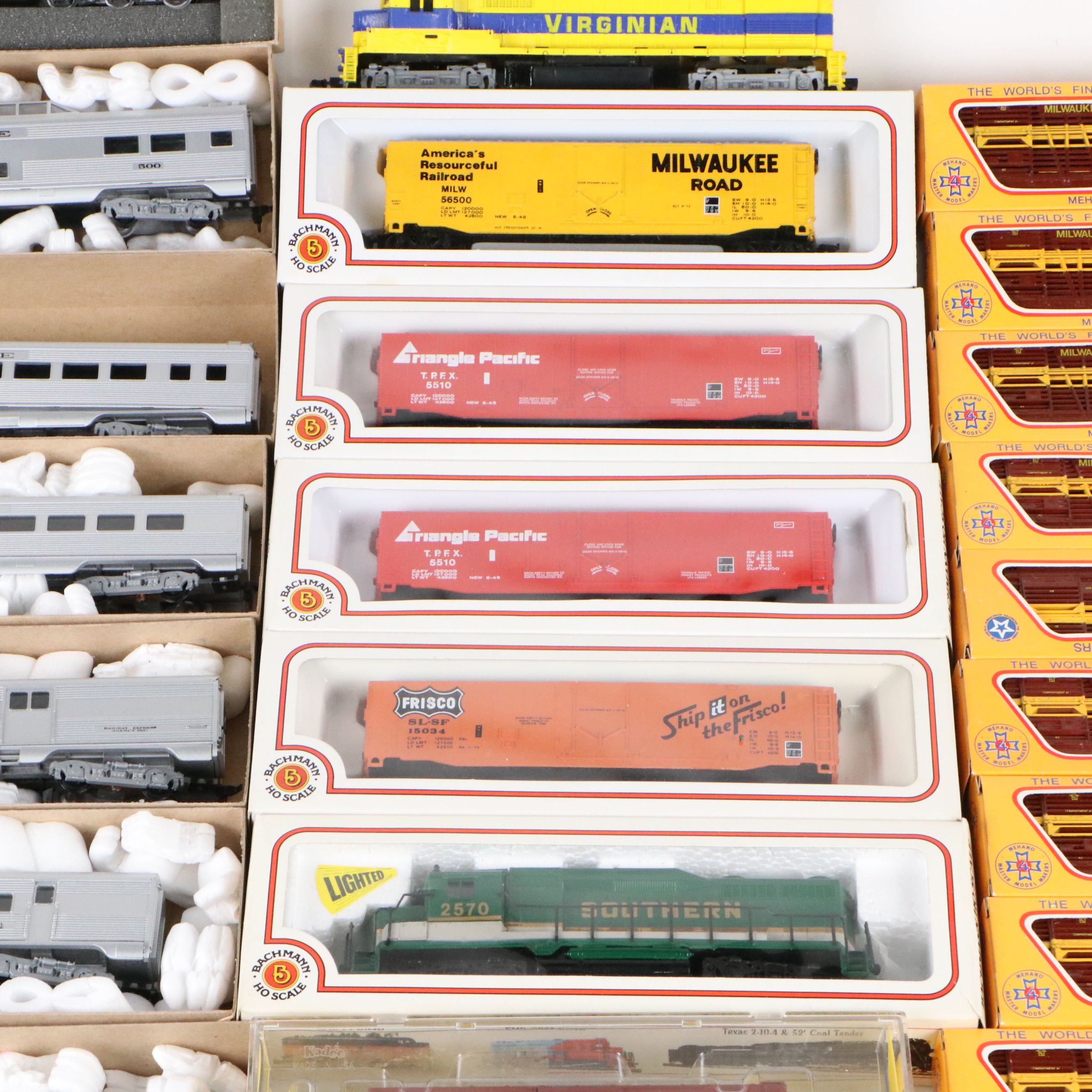 Bachmann Southern Railroad GP-30 Engine, Norfolk & Western Boxcar, More Trains