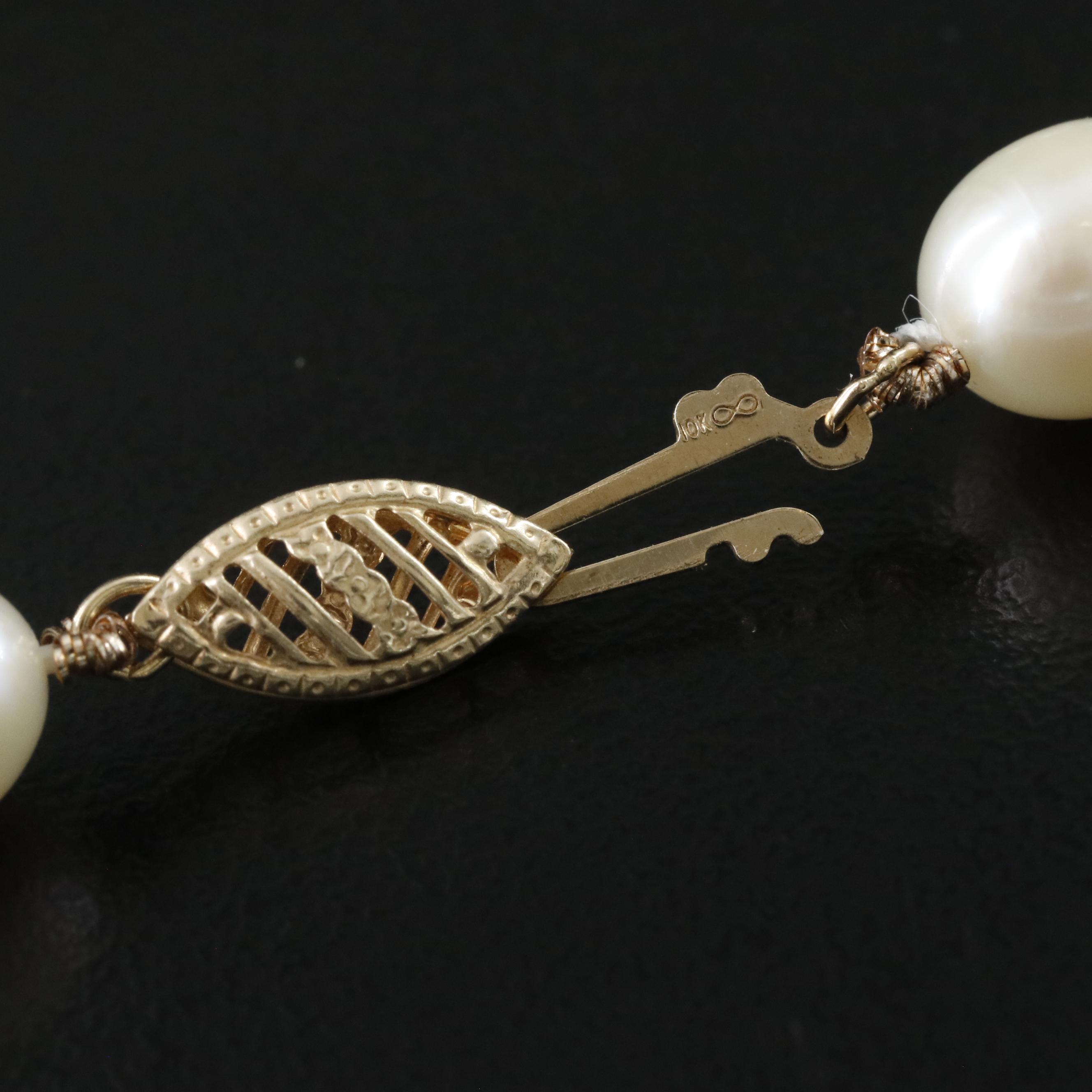 Pearl and Black Onyx Necklace with 10K Clasp