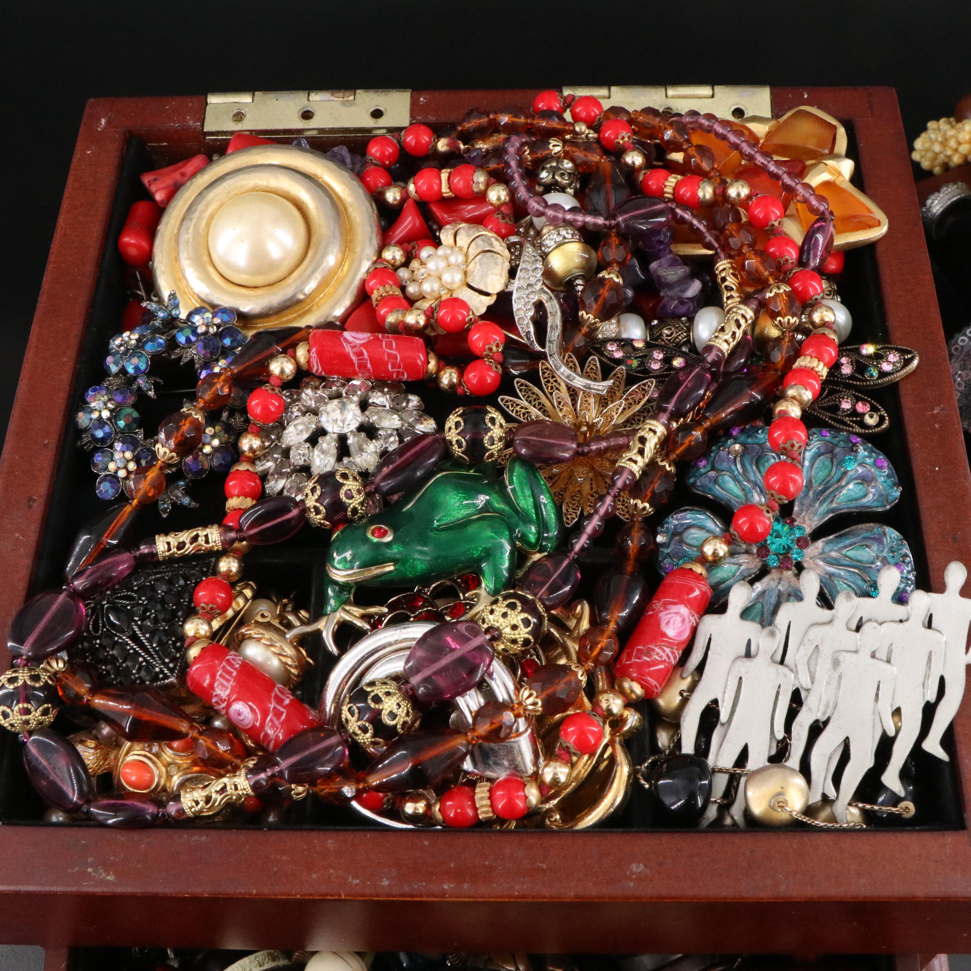 Uncommon Discoveries: Jewelry Collection