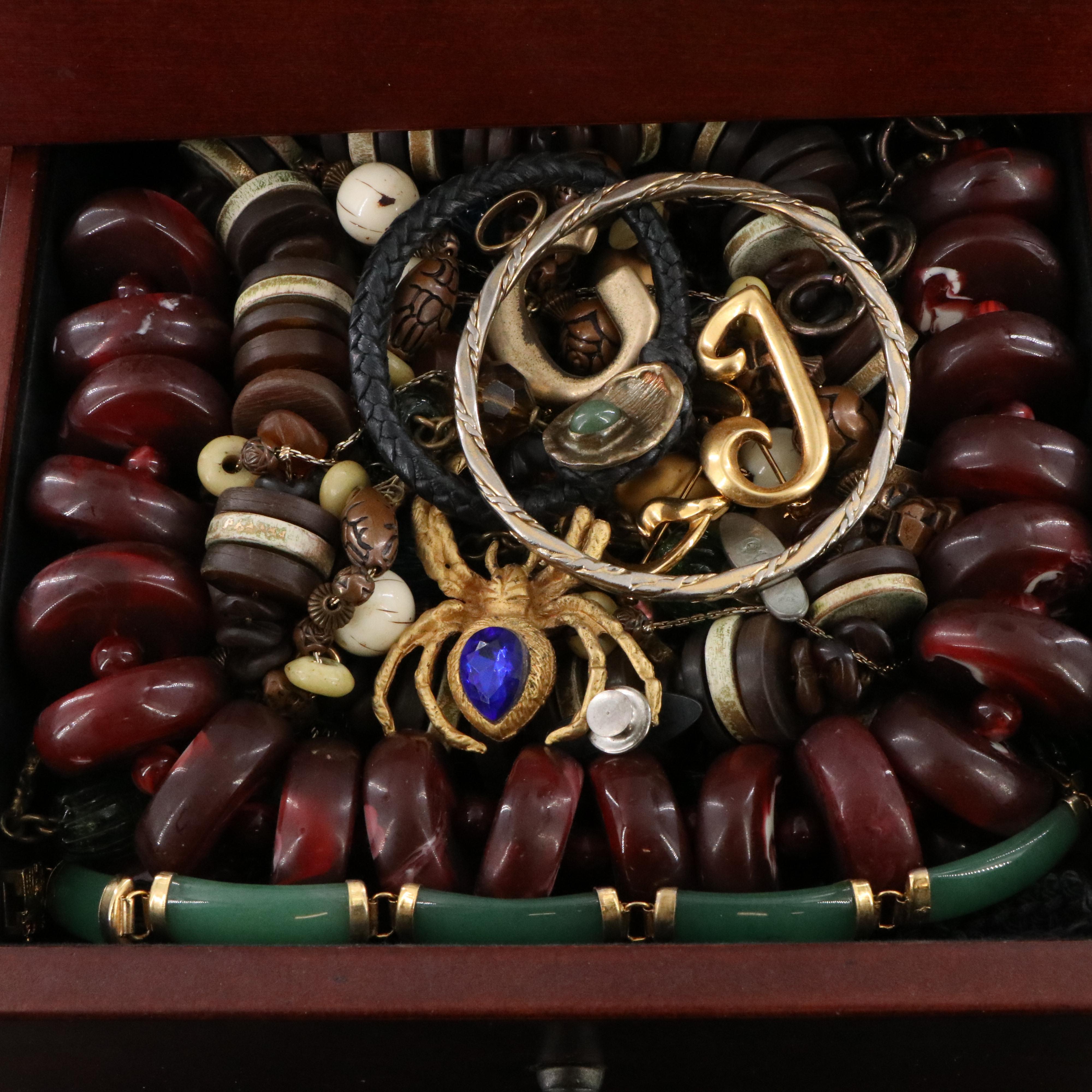 Uncommon Discoveries: Jewelry Collection