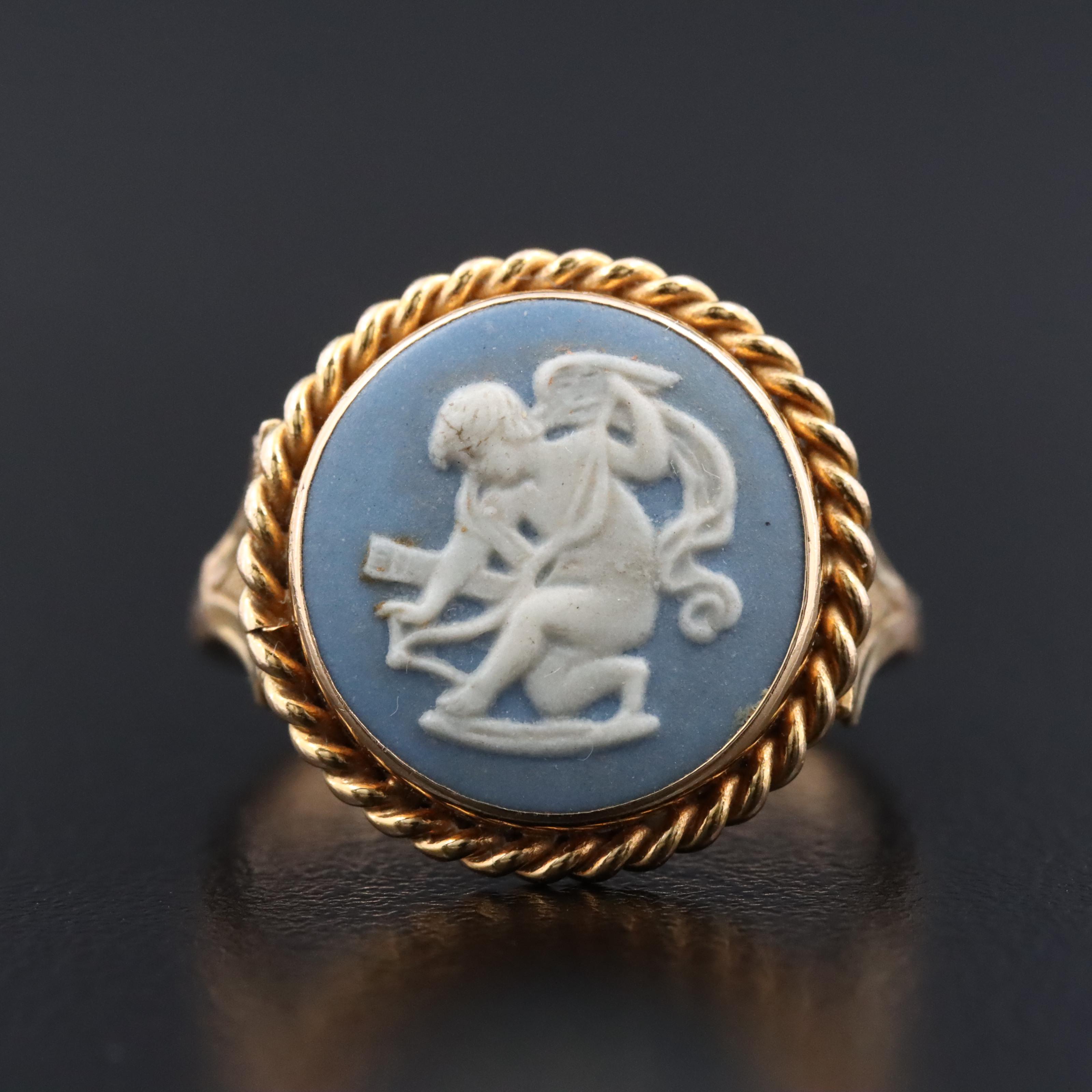 Vintage Wedgwood 14K Jasperware Ring with Box