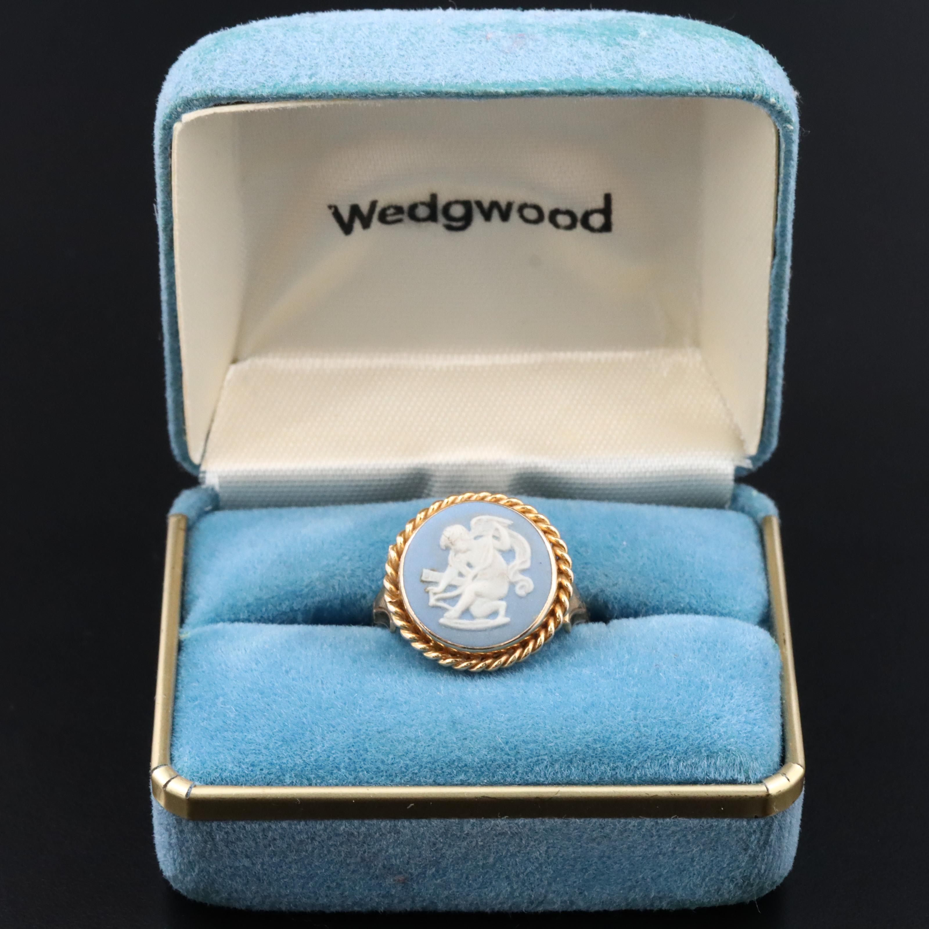 Vintage Wedgwood 14K Jasperware Ring with Box