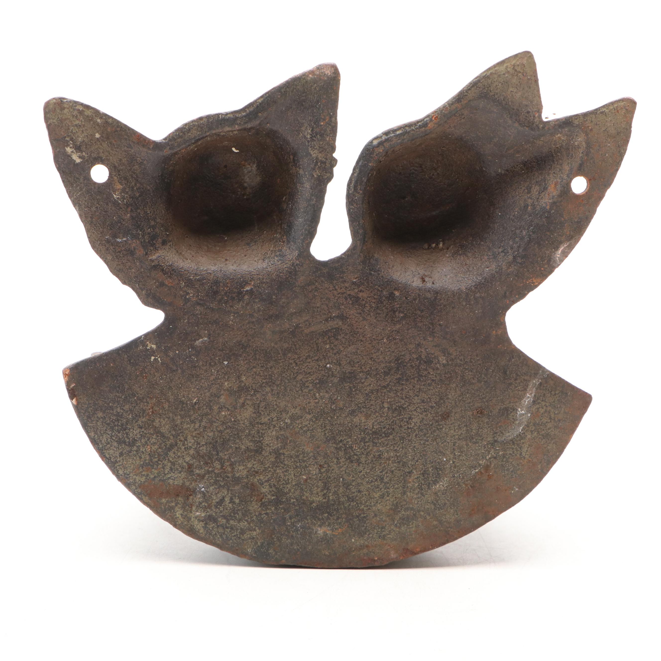 Baroque Angel Cast Metal Wall Pocket