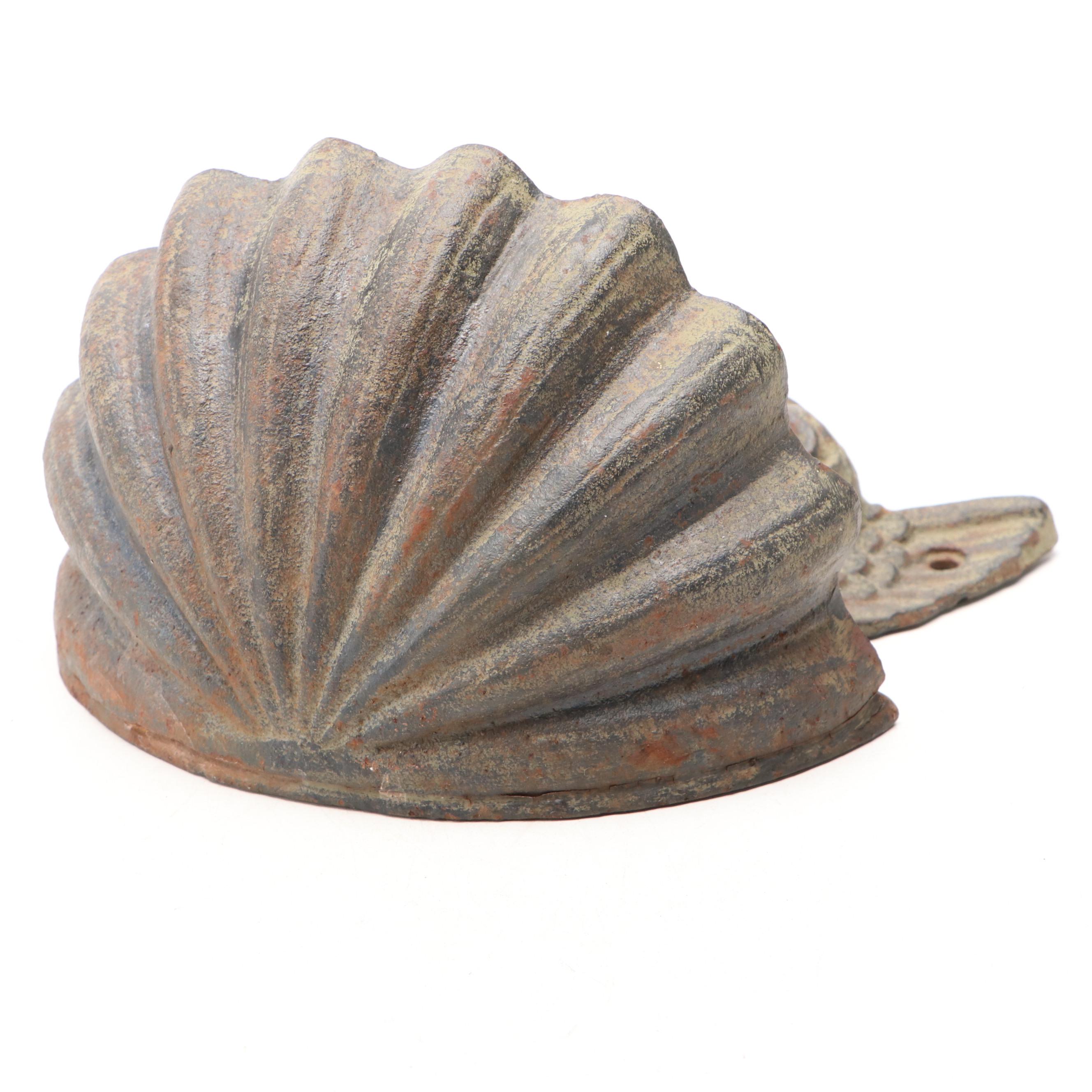 Baroque Angel Cast Metal Wall Pocket