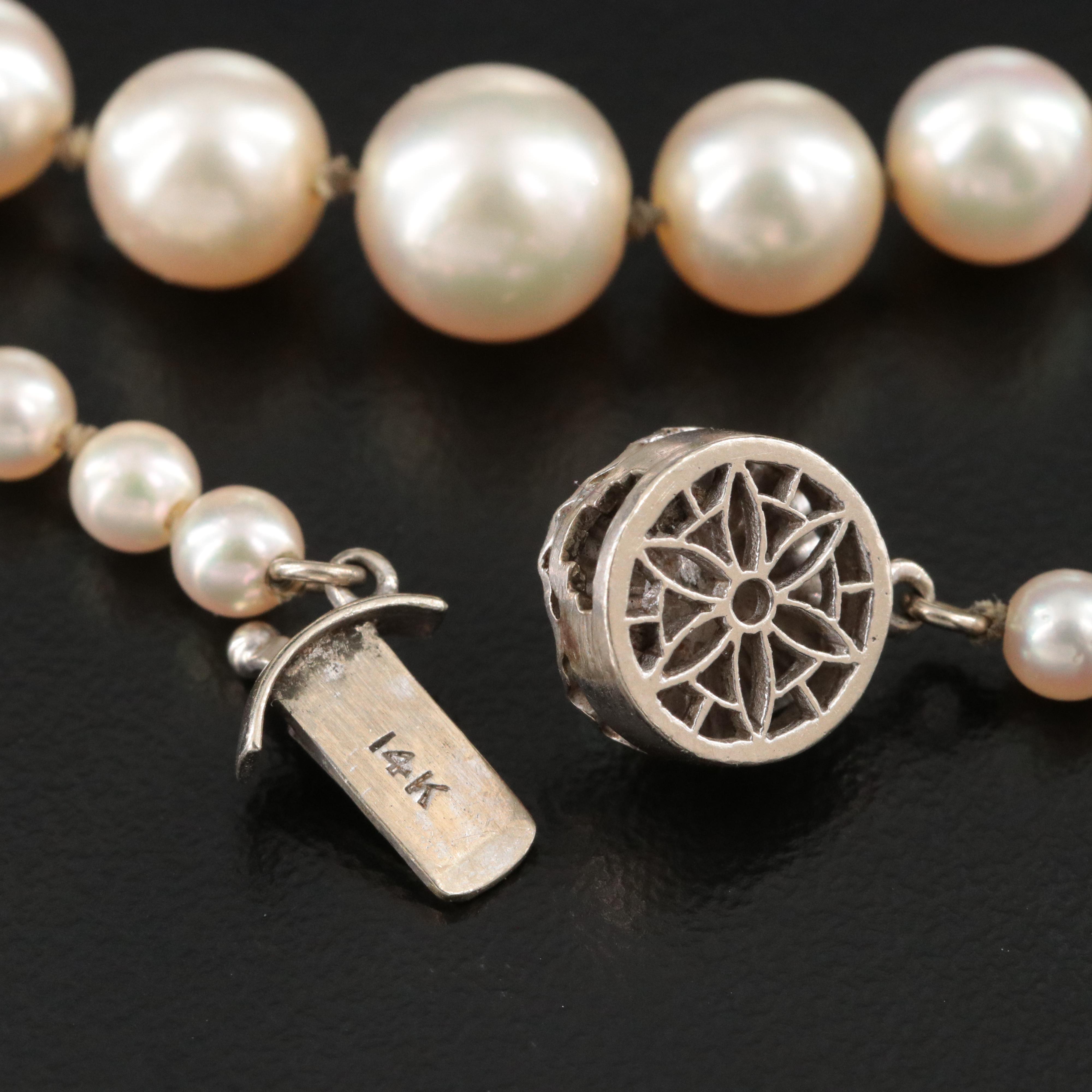 Graduated Pearl Necklace with 14K Clasp