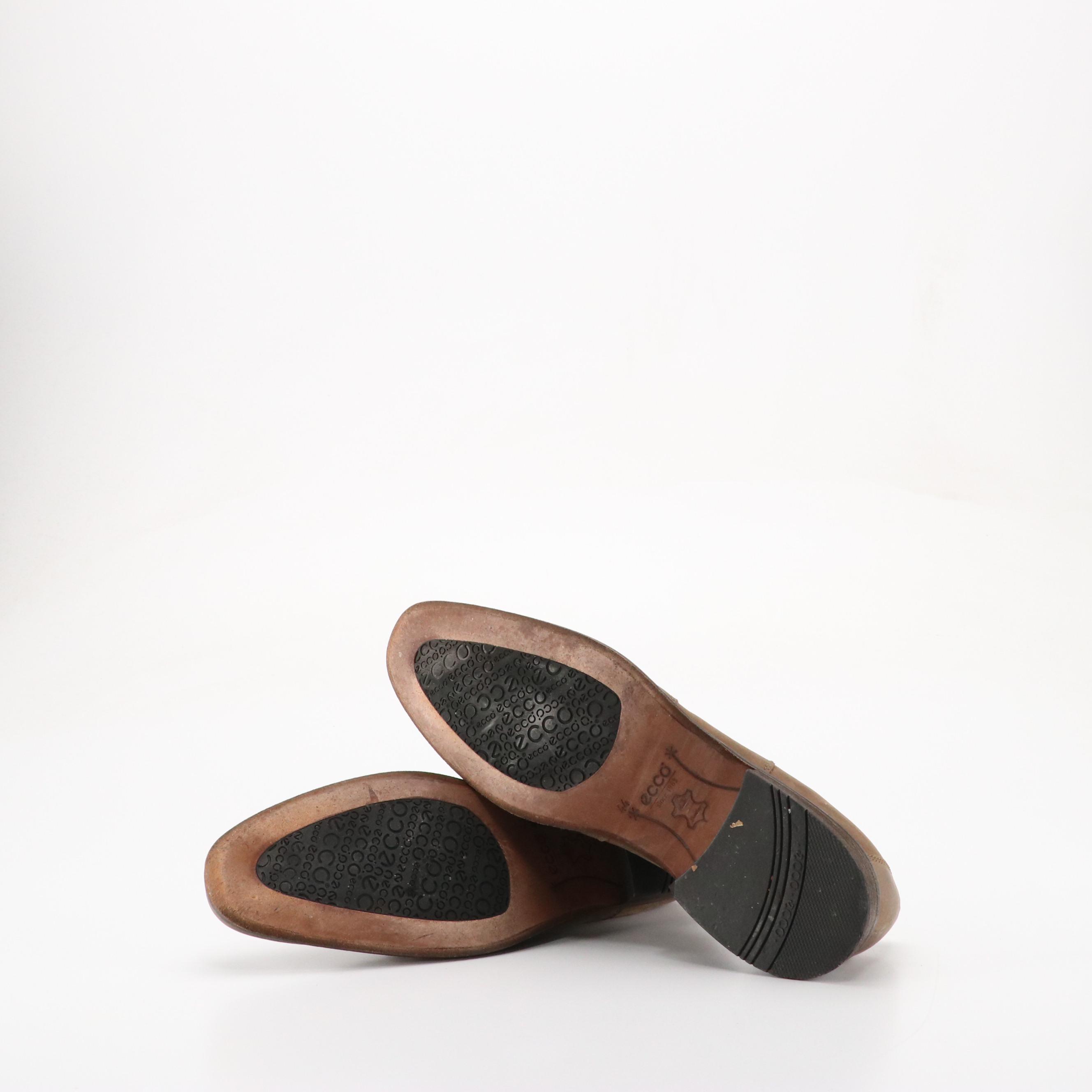 Men's Oxfords, Saddle, and Slip-On Shoes with Dress and Sport Socks