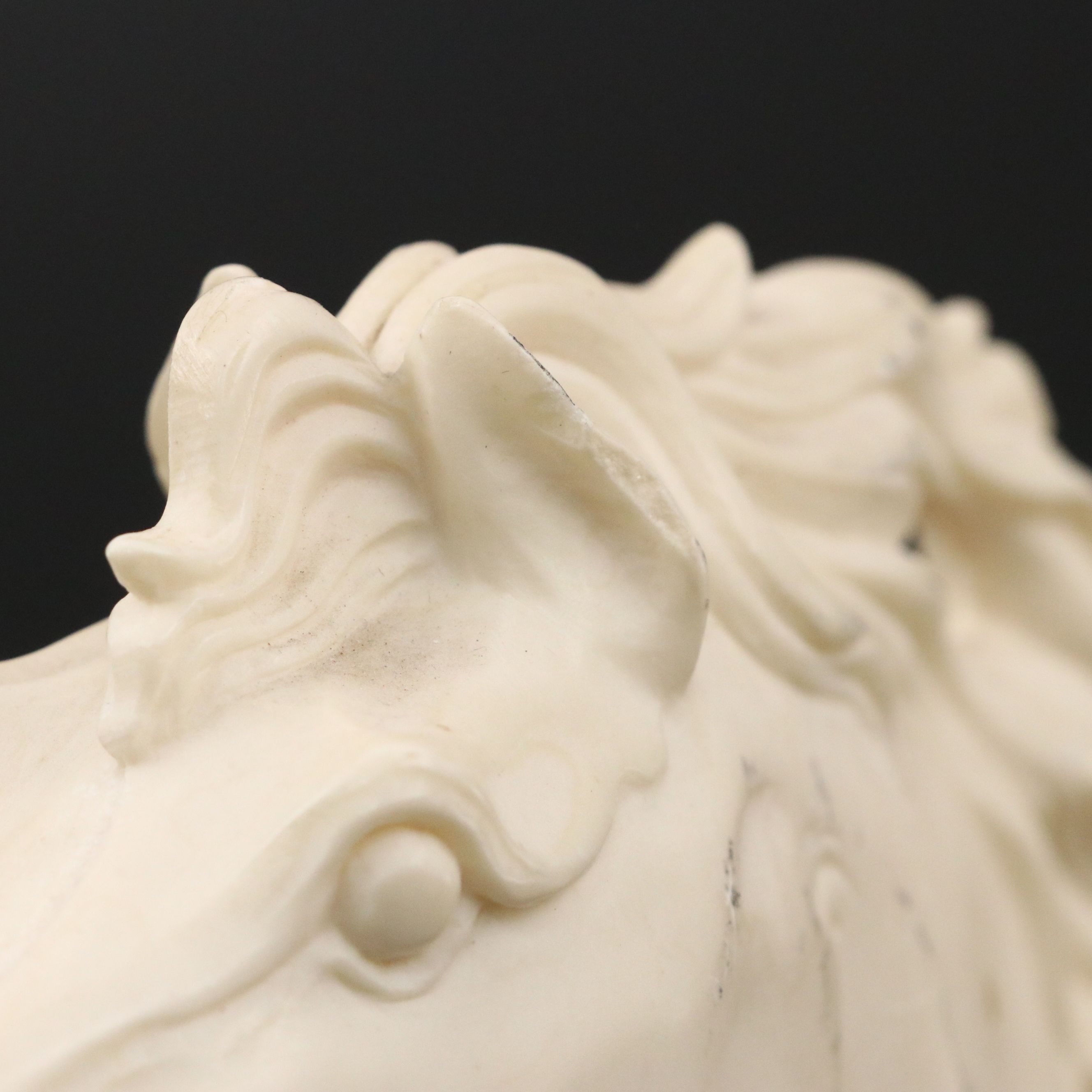EBS Horse Head Resin on Marble Base Bookends