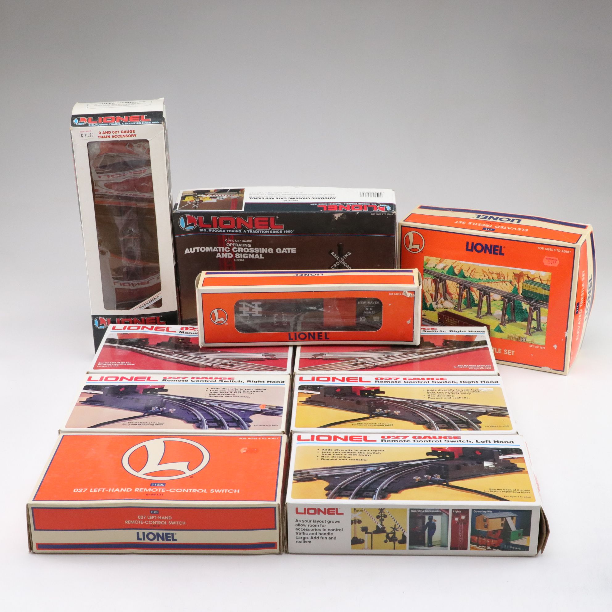 Lionel O Gauge Boxcar, Control Switches, Crossing Gate & More