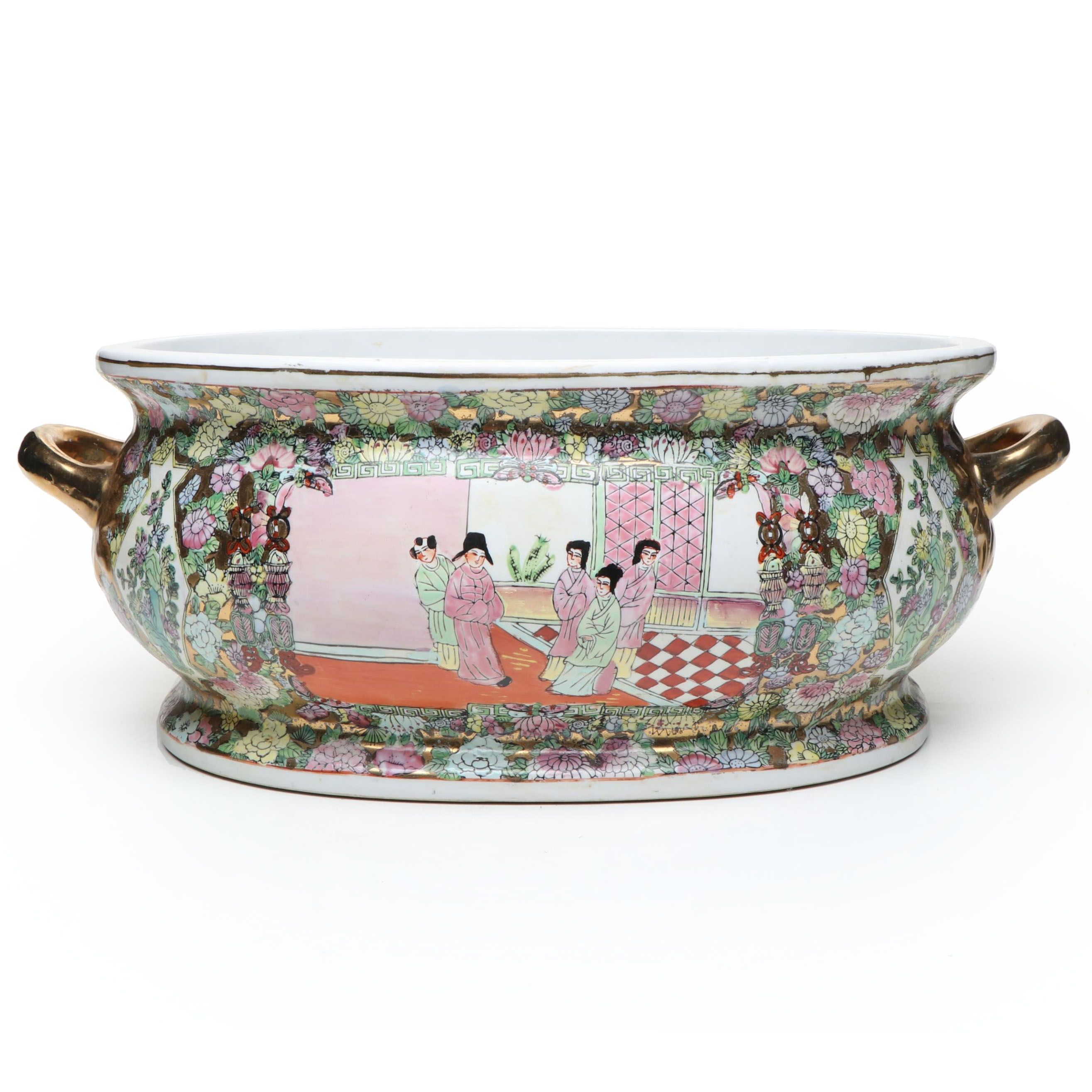 Chinese Famille Rose Porcelain Planter