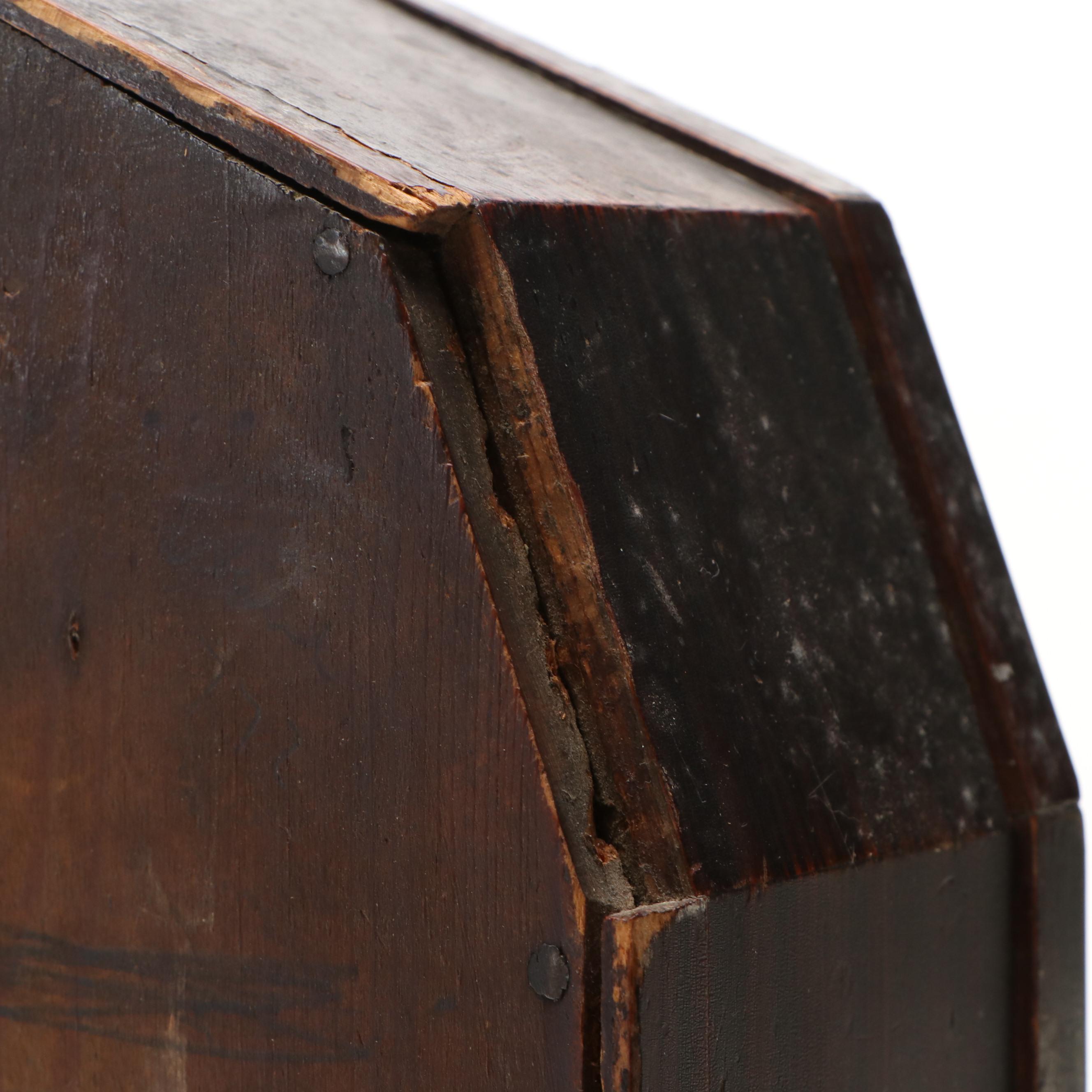 Wooden Mantel Clock with Hunting Scene, Late 19th Century