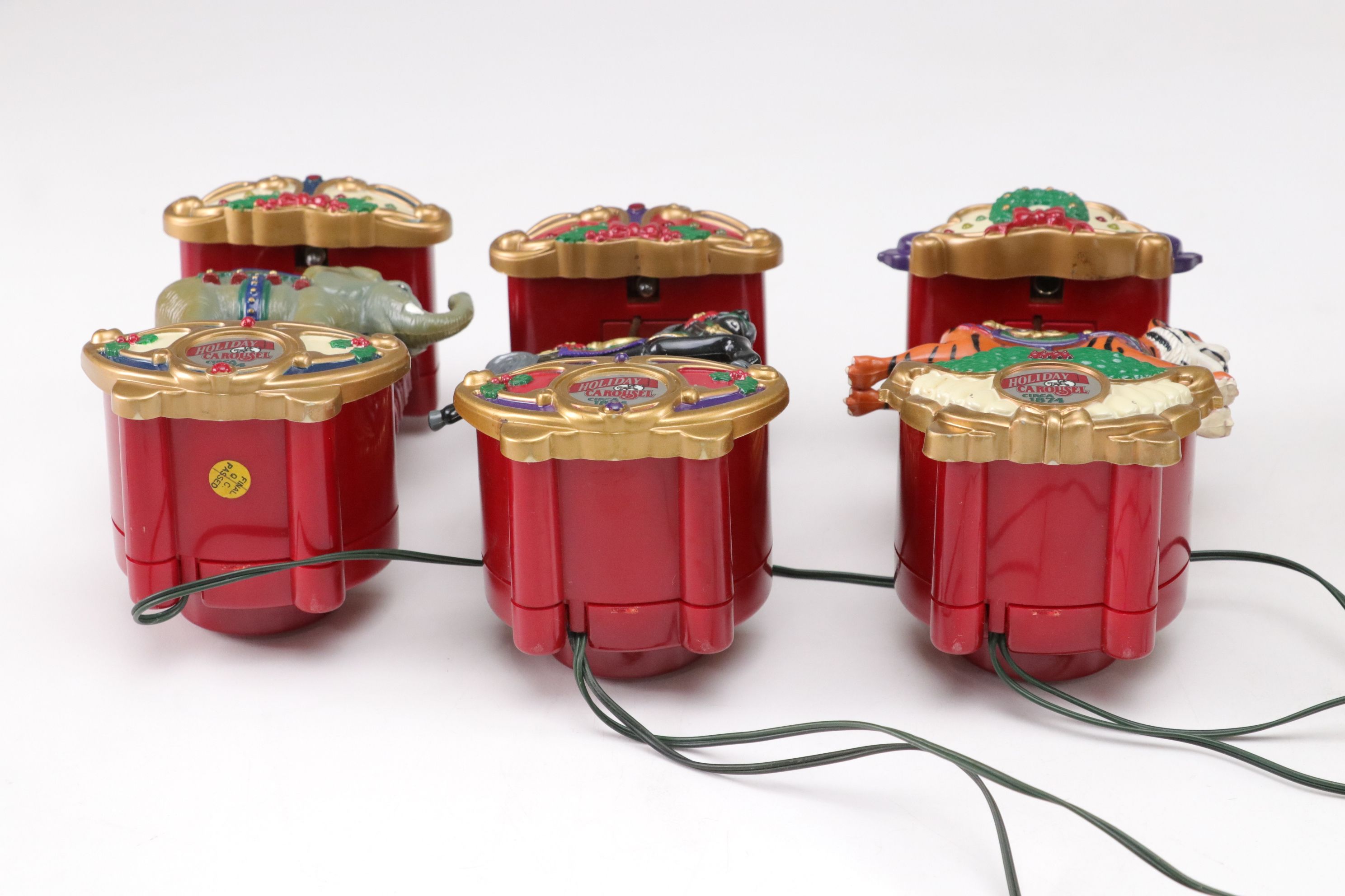 Mr. Christmas "Holiday Carousel" Light-Up Decor with "Reindeer Feed" Bags