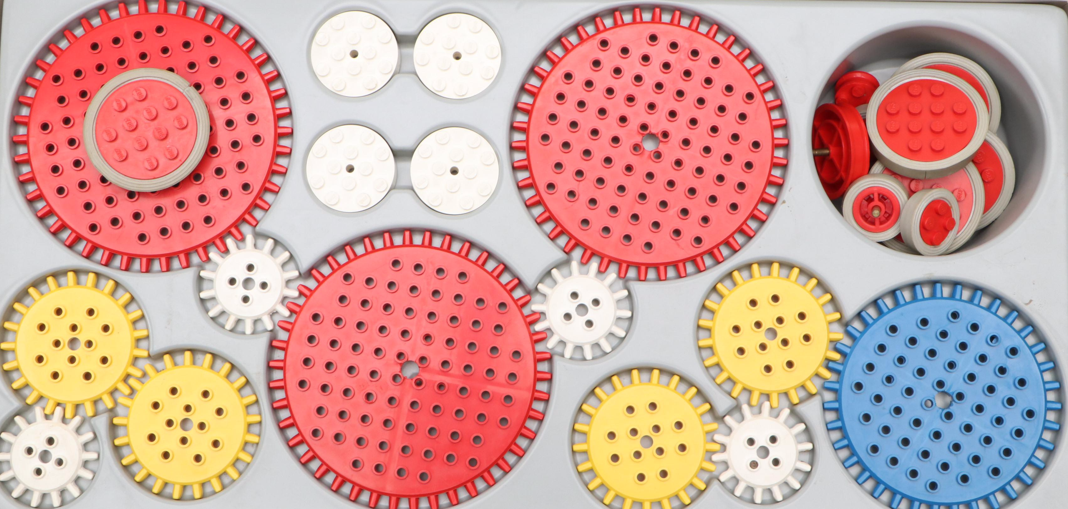 LEGO 001 Gears Building Toy