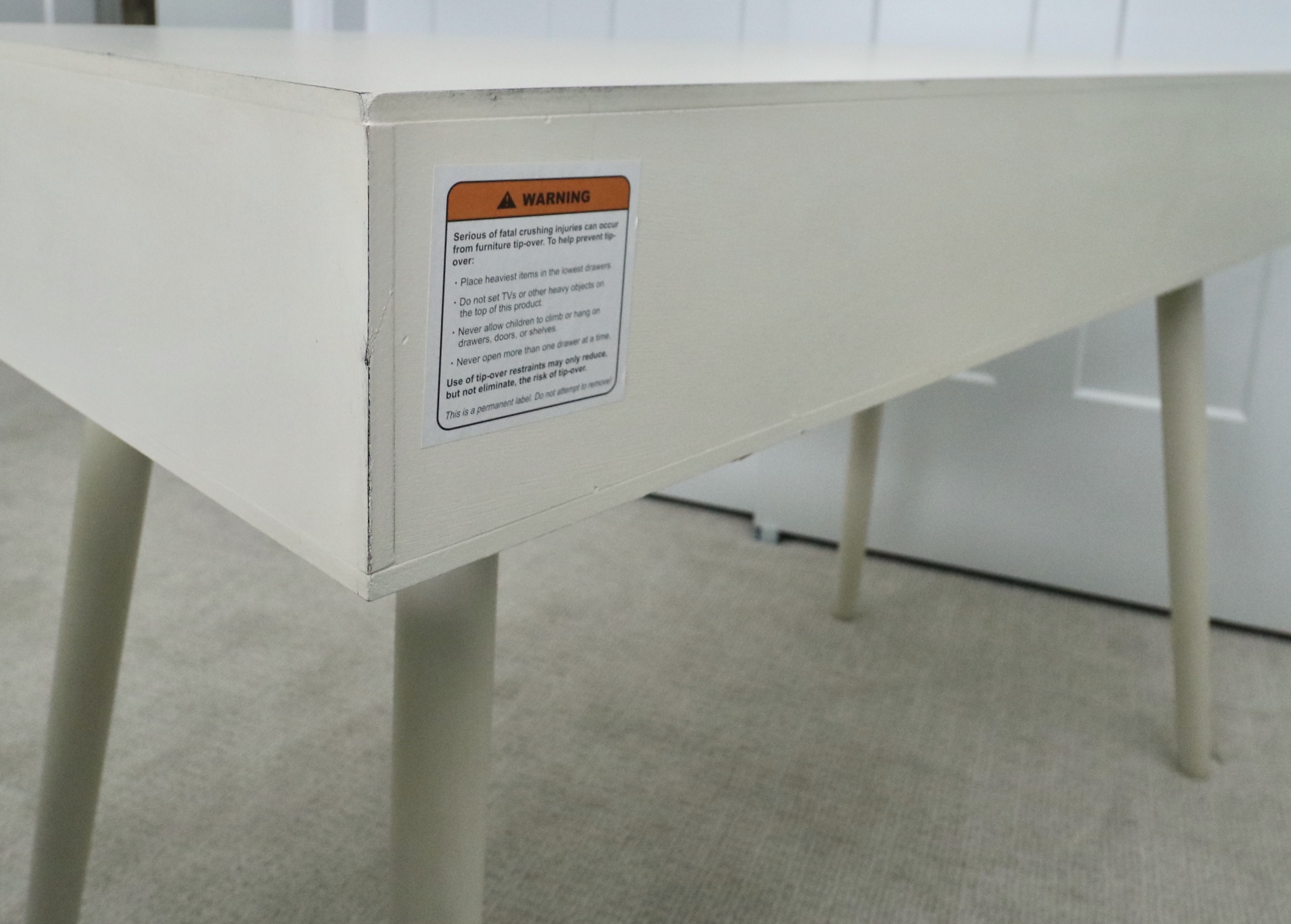 Safavieh "Remy" Distressed White Desk and Hulalahome Plush Desk Chair