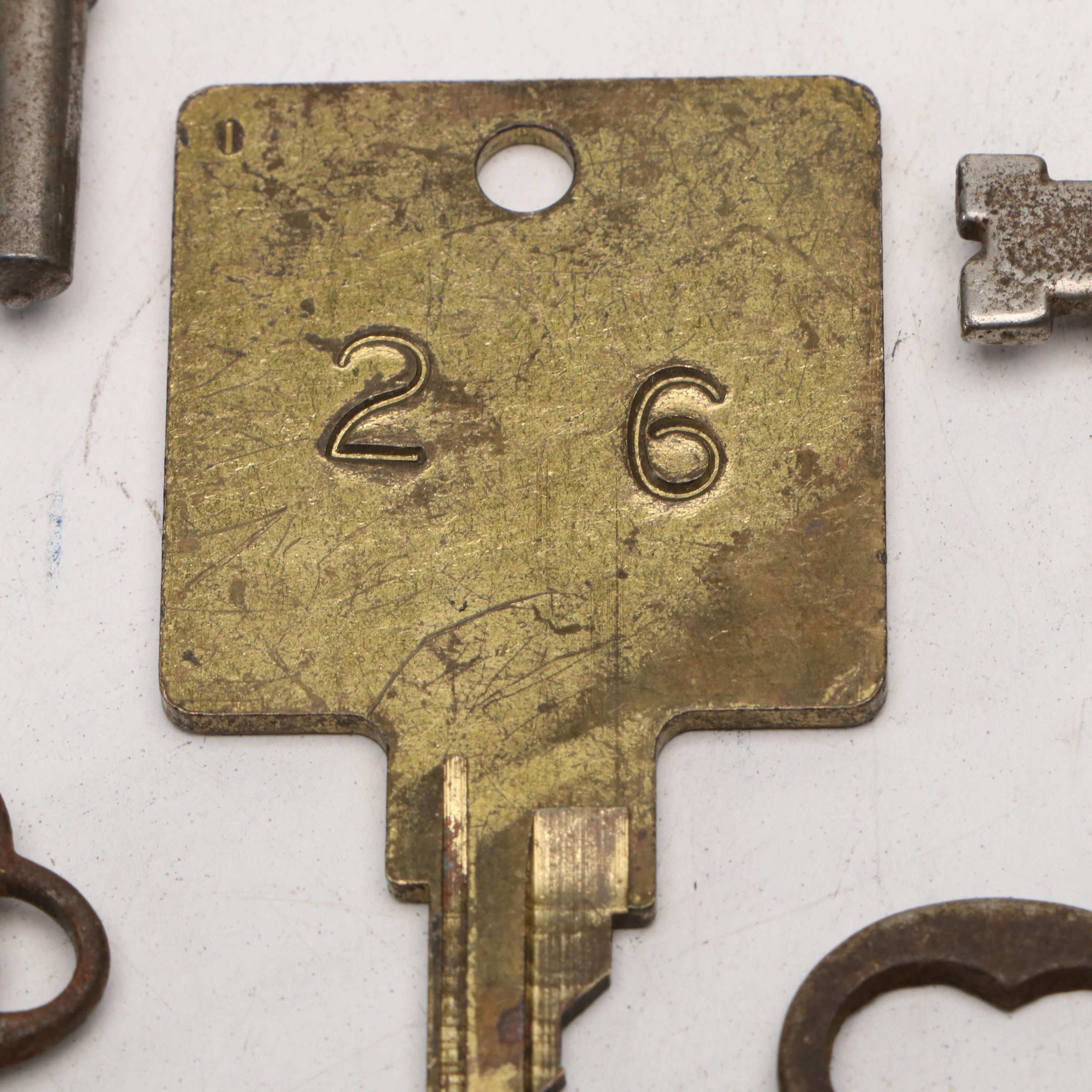 J.B. Schroder Co. Cincinnati Manufactured Key with Steel Skeleton Keys and More