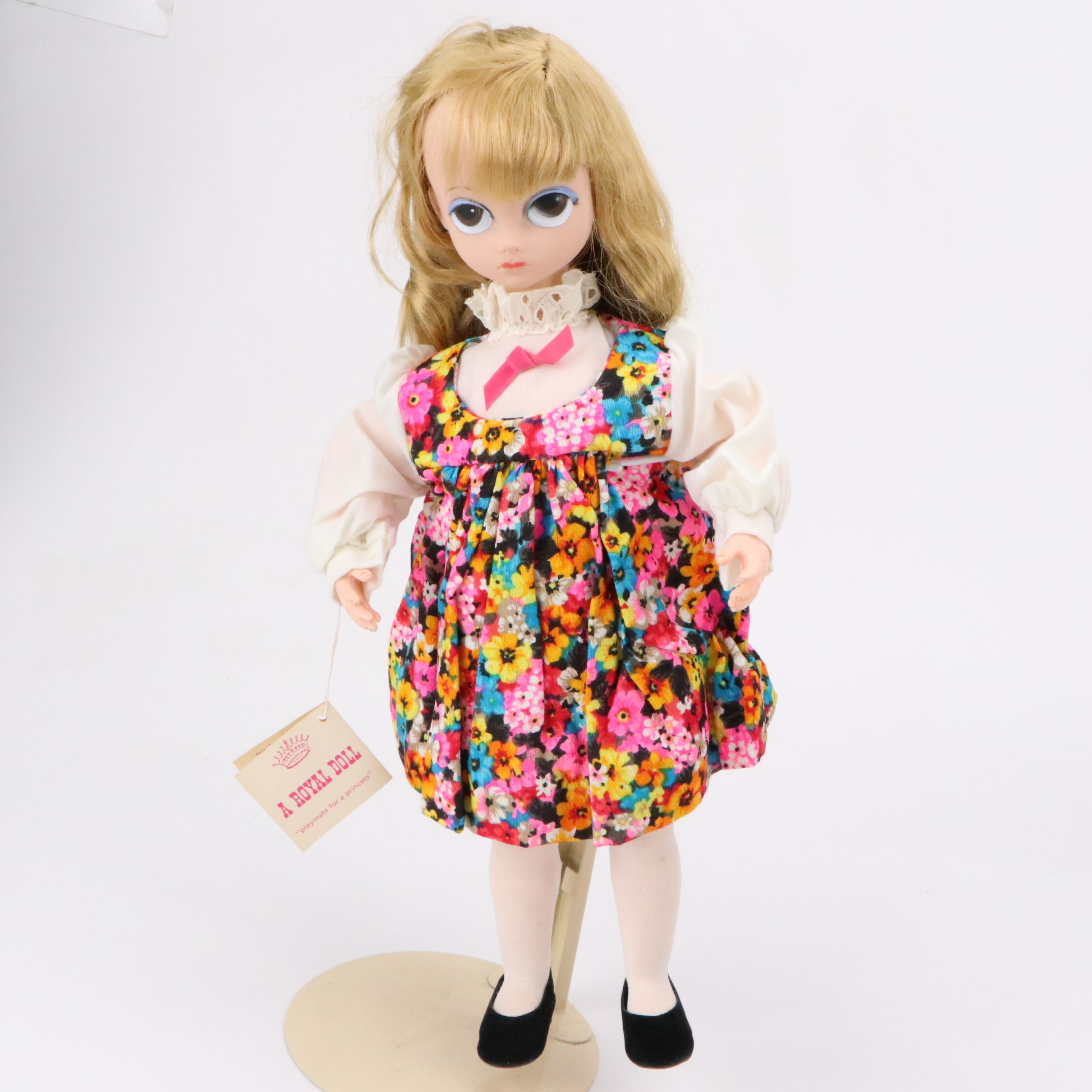 Lonely Lisa by Royal Dolls with Eegee and Madame Alexander Dolls